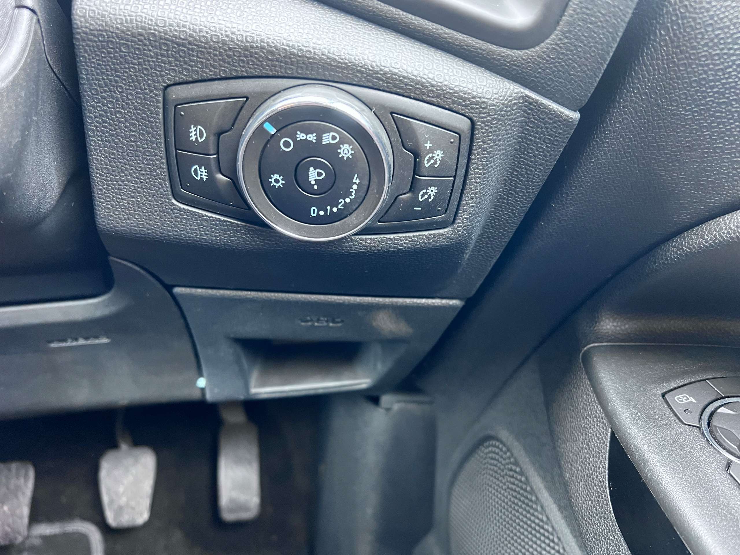 2018 FORD ECOSPORT 2018 FORD ECOSPORT