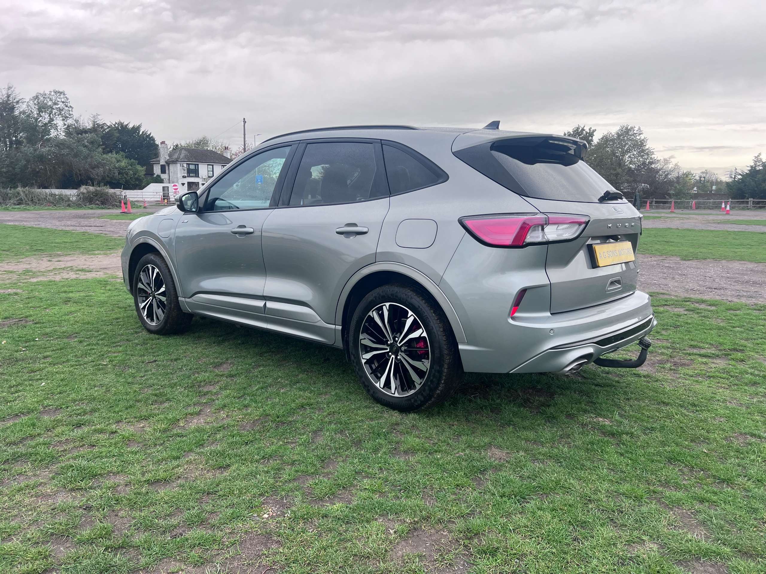 2023 FORD KUGA 2023 FORD KUGA