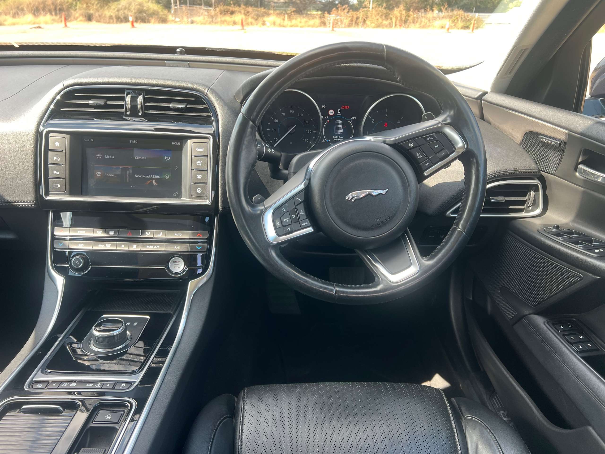 2017 JAGUAR XE 2017 JAGUAR XE