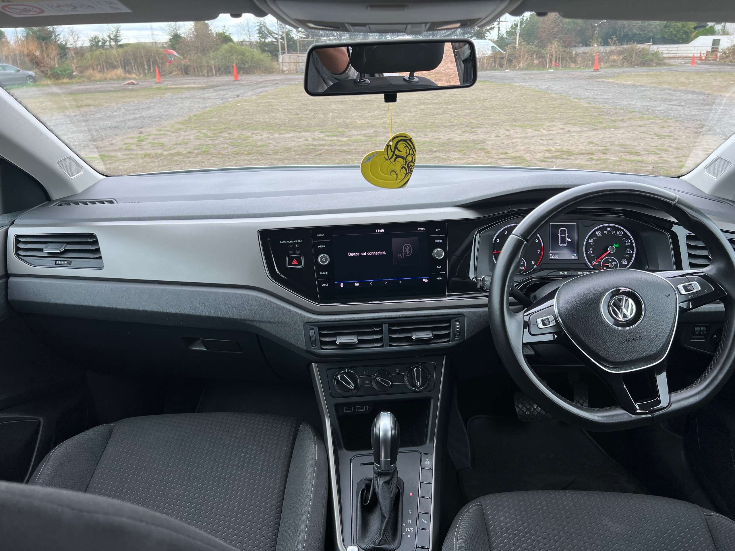 A 2018 VOLKSWAGEN POLO SE TSI DSG A 2018 VOLKSWAGEN POLO SE TSI DSG