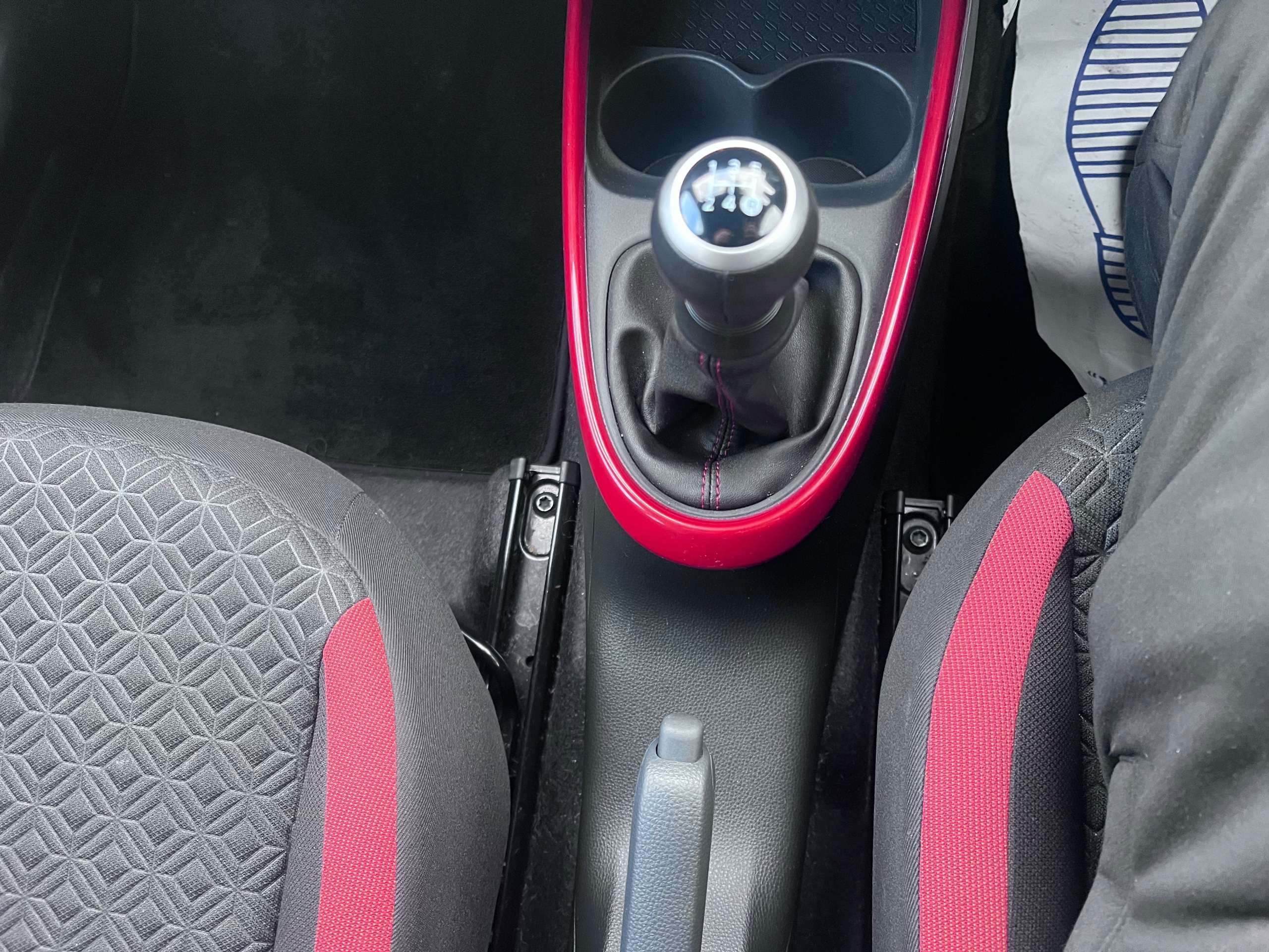 2025 TOYOTA AYGO X 2025 TOYOTA AYGO X