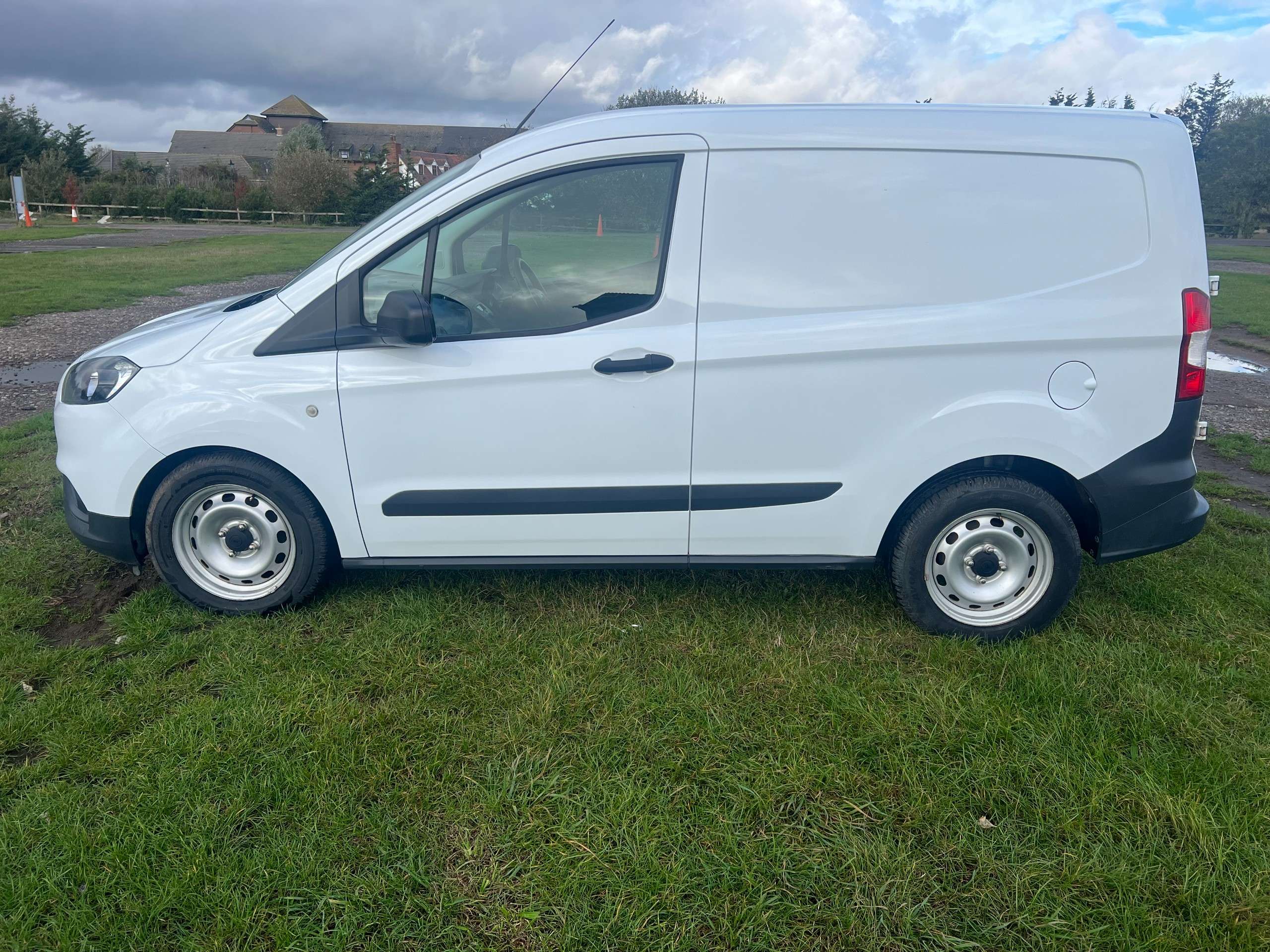 2020 FORD TRANSIT COURIER 2020 FORD TRANSIT COURIER
