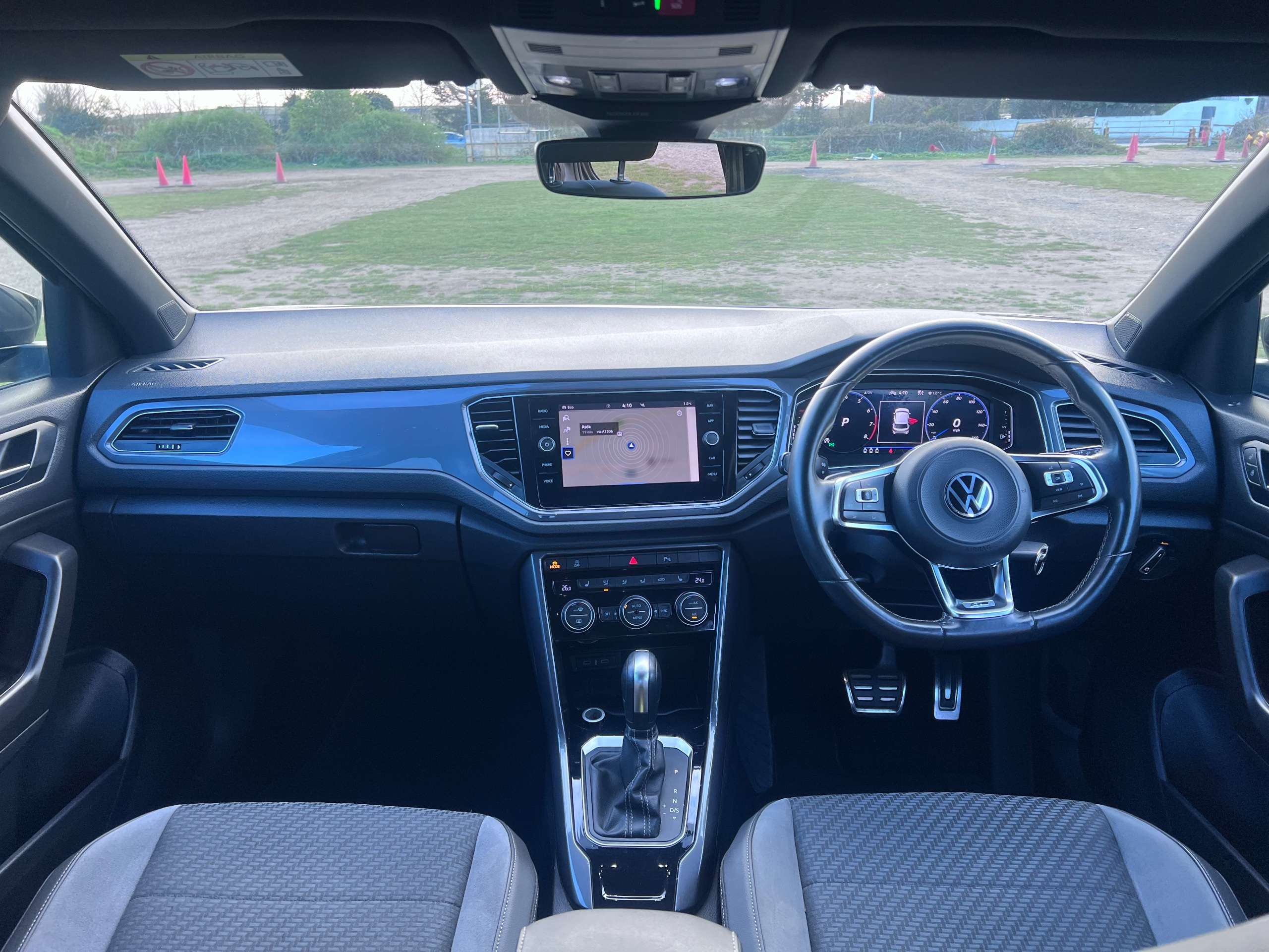 2021 VOLKSWAGEN T-ROC 2021 VOLKSWAGEN T-ROC