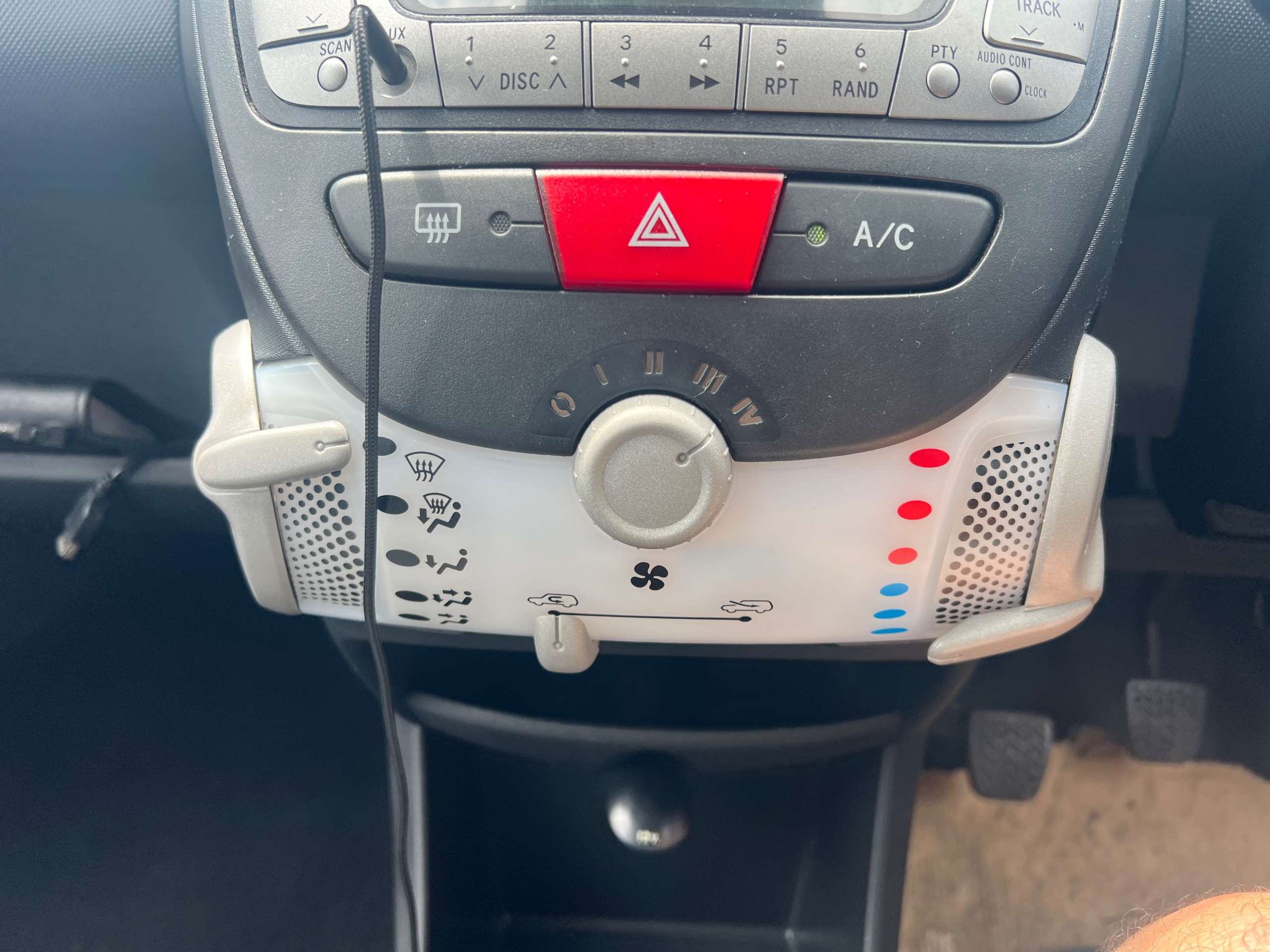 2014 TOYOTA AYGO 2014 TOYOTA AYGO