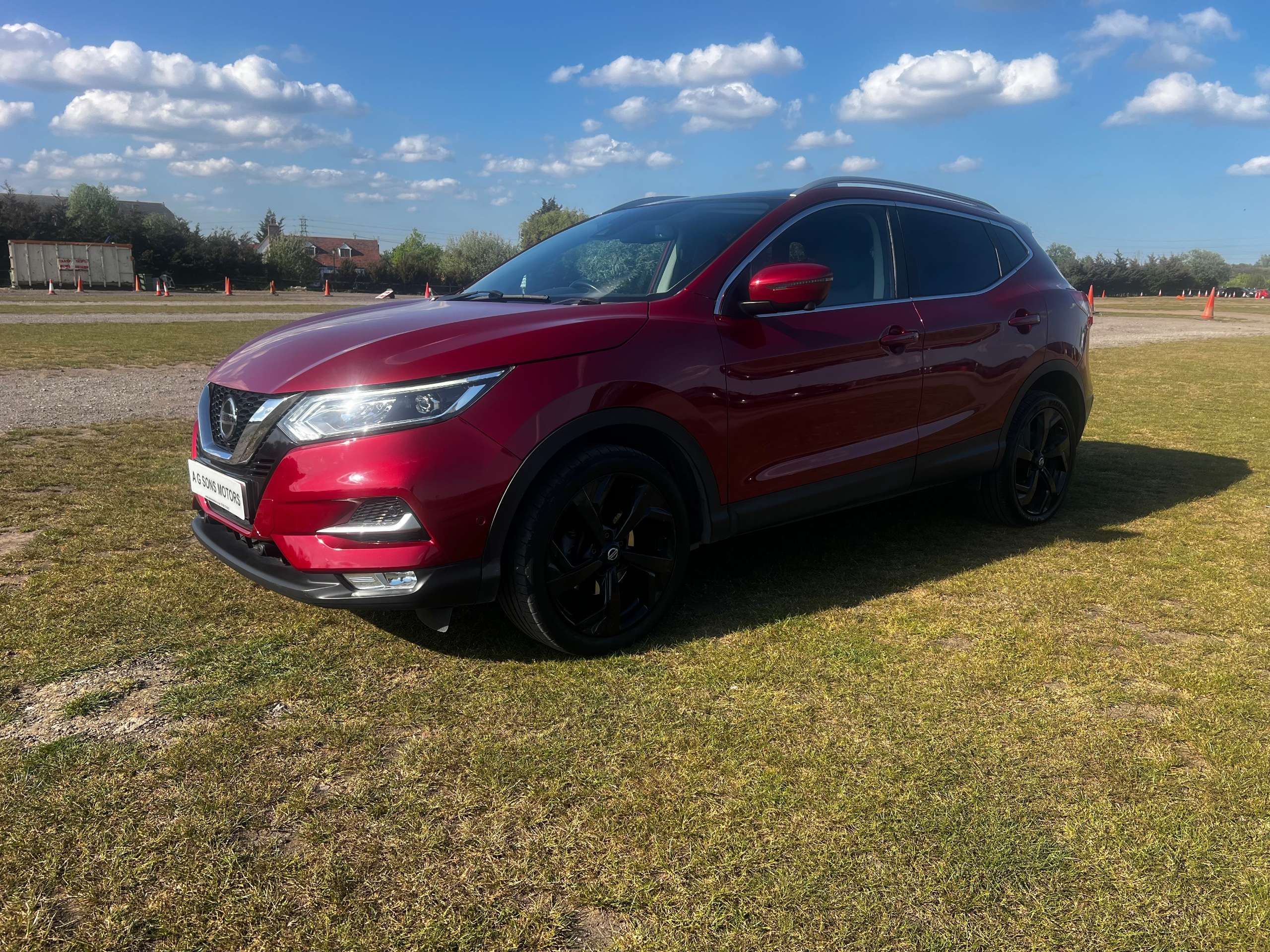 A 2019 NISSAN QASHQAI 1.3 DIG-T Tekna SUV 5dr Petrol Manual Euro 6 (s/s) (140 ps) A 2019 NISSAN QASHQAI 1.3 DIG-T Tekna SUV 5dr Petrol Manual Euro 6 (s/s) (140 ps)