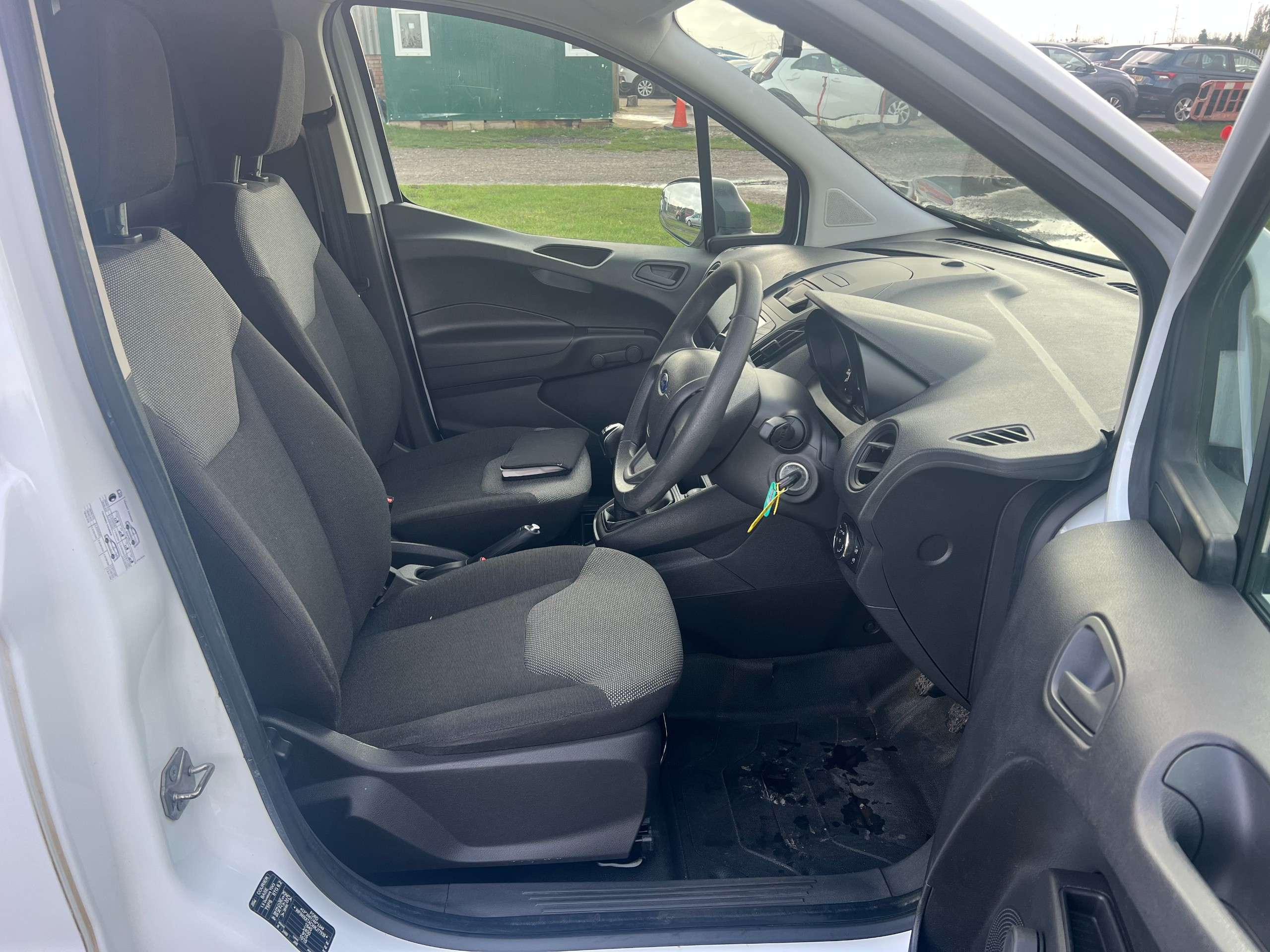 2020 FORD TRANSIT COURIER 2020 FORD TRANSIT COURIER