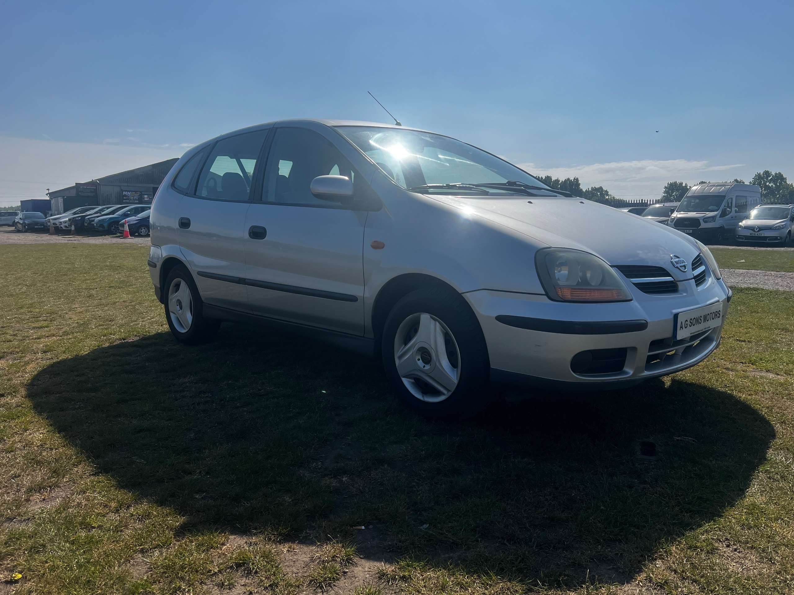 A 2003 NISSAN ALMERA TINO 1.8 S MPV 5dr Petrol Manual (186 g/km, 114 bhp) A 2003 NISSAN ALMERA TINO 1.8 S MPV 5dr Petrol Manual (186 g/km, 114 bhp)