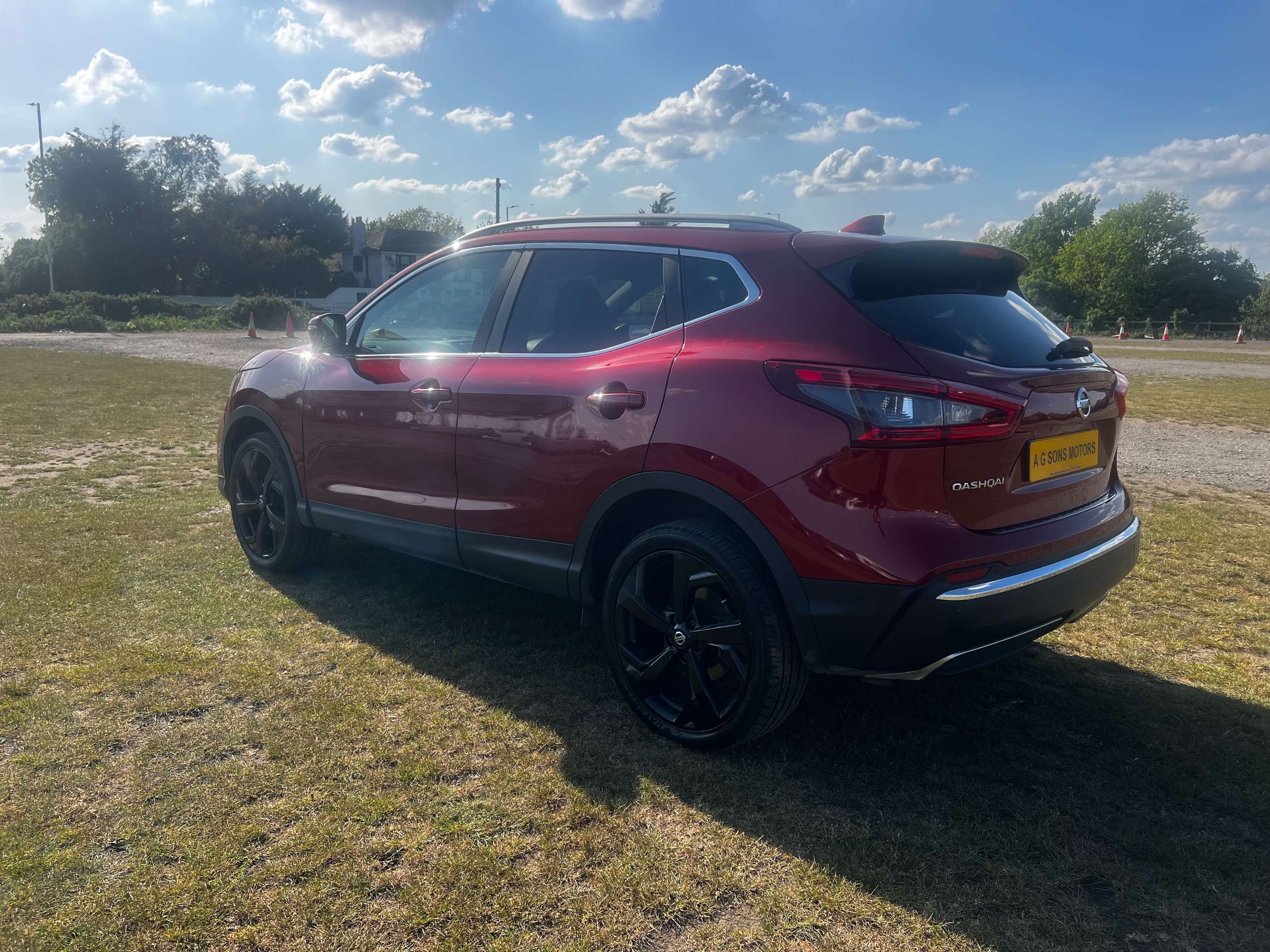 A 2019 NISSAN QASHQAI 1.3 DIG-T Tekna SUV 5dr Petrol Manual Euro 6 (s/s) (140 ps) A 2019 NISSAN QASHQAI 1.3 DIG-T Tekna SUV 5dr Petrol Manual Euro 6 (s/s) (140 ps)