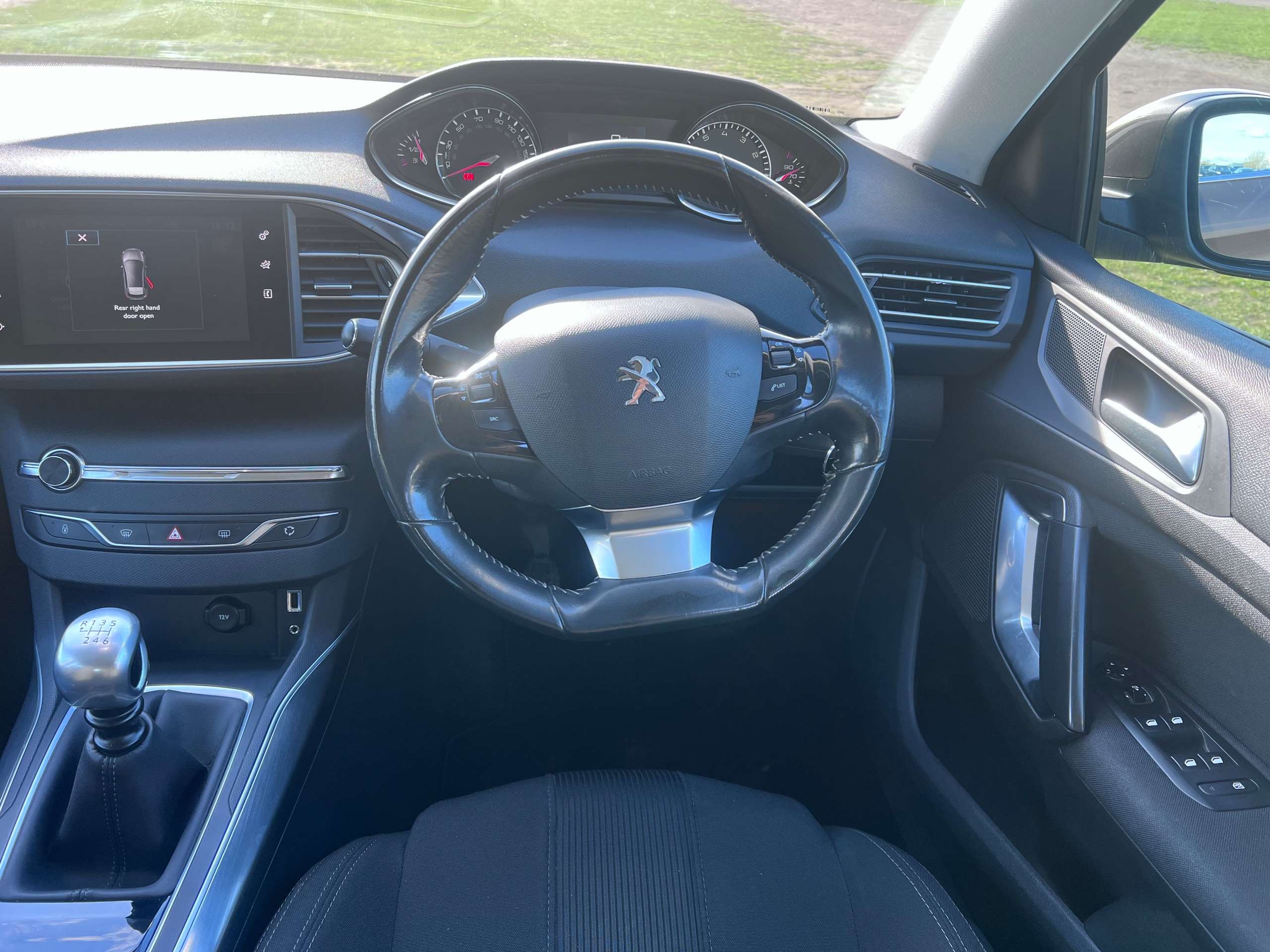 2014 PEUGEOT 308 2014 PEUGEOT 308