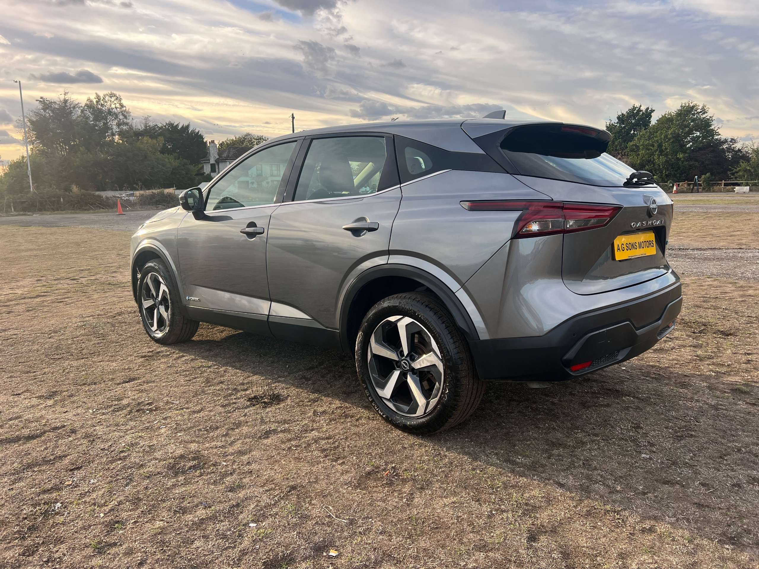 A 2023 NISSAN QASHQAI 1.5 h e-POWER Acenta Premium SUV 5dr Petrol Hybrid Auto Euro 6 (s/s) (190 ps) A 2023 NISSAN QASHQAI 1.5 h e-POWER Acenta Premium SUV 5dr Petrol Hybrid Auto Euro 6 (s/s) (190 ps)