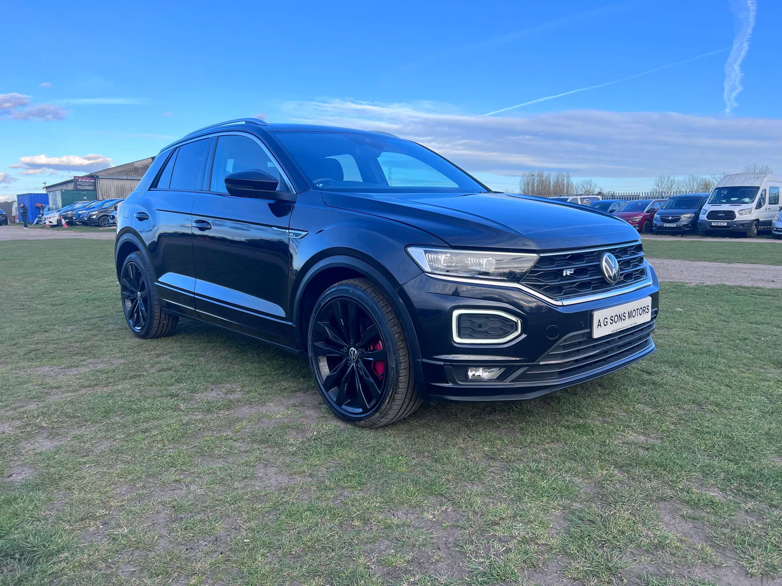 A 2021 VOLKSWAGEN T-ROC 1.5 TSI GPF EVO R-Line SUV 5dr Petrol DSG Euro 6 (s/s) (150 ps) A 2021 VOLKSWAGEN T-ROC 1.5 TSI GPF EVO R-Line SUV 5dr Petrol DSG Euro 6 (s/s) (150 ps)