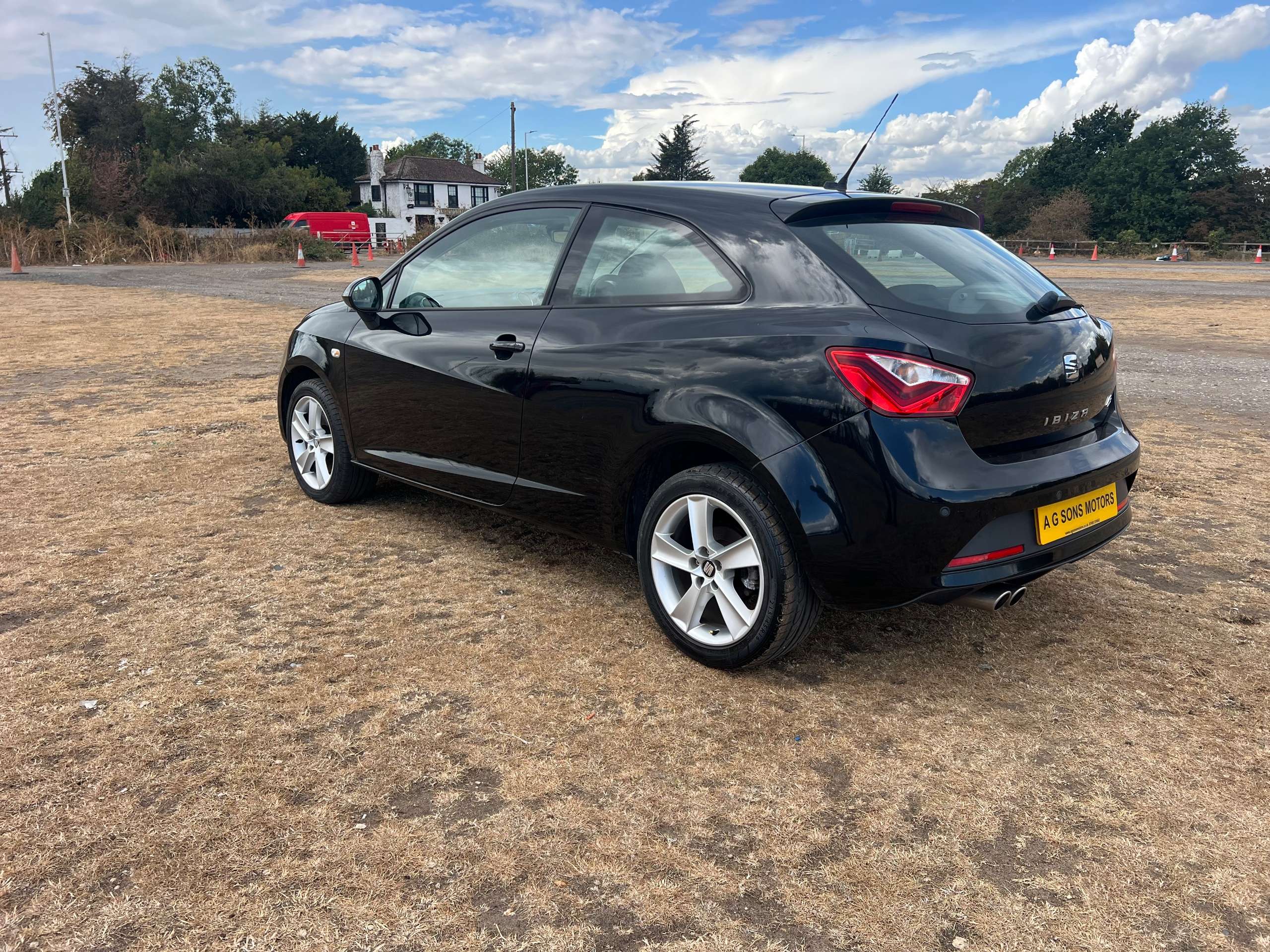 A 2017 SEAT IBIZA 1.2 TSI FR Sport Coupe 3dr Petrol Manual Euro 6 (110 ps) A 2017 SEAT IBIZA 1.2 TSI FR Sport Coupe 3dr Petrol Manual Euro 6 (110 ps)