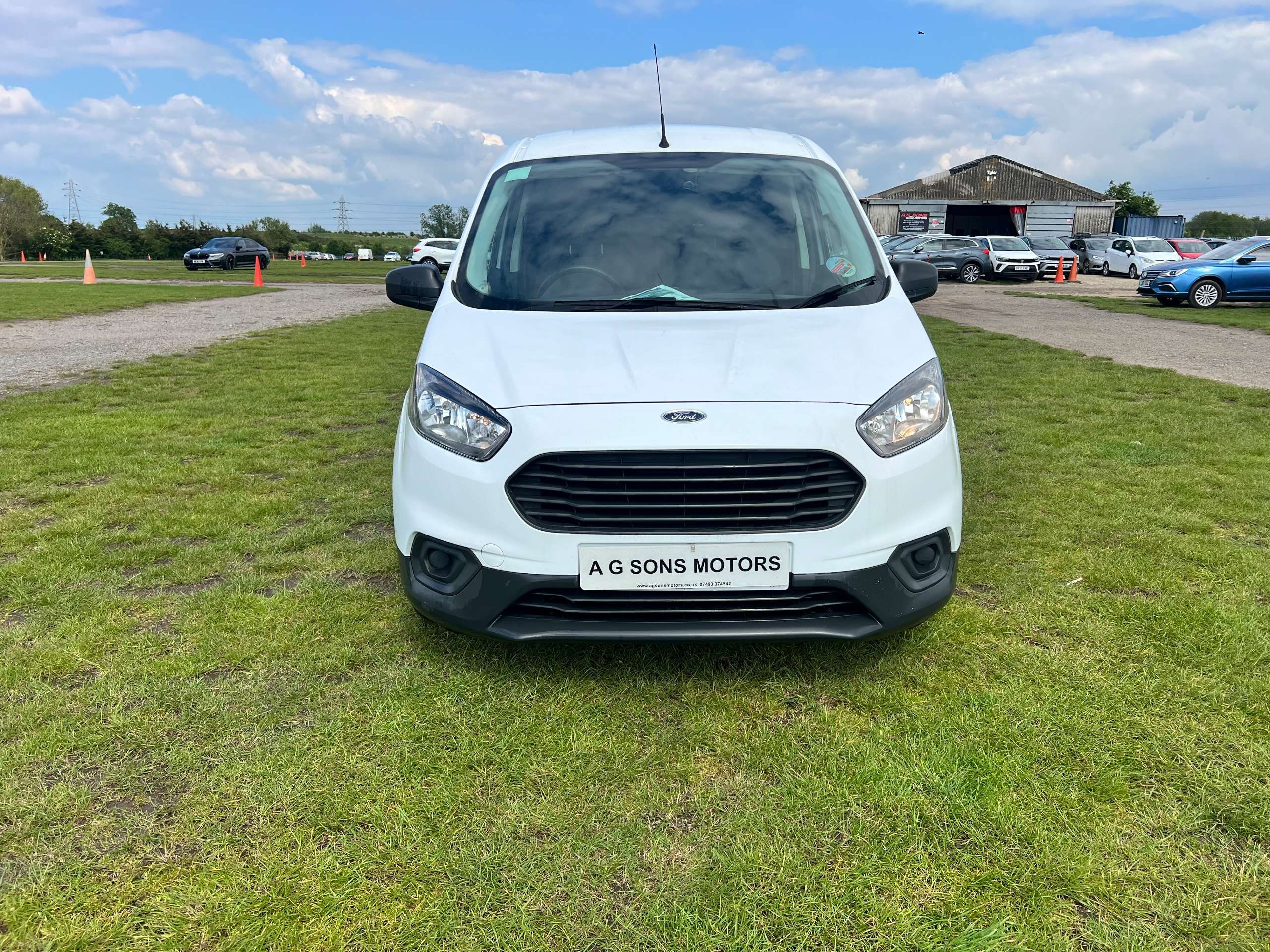 2020 FORD TRANSIT COURIER 2020 FORD TRANSIT COURIER