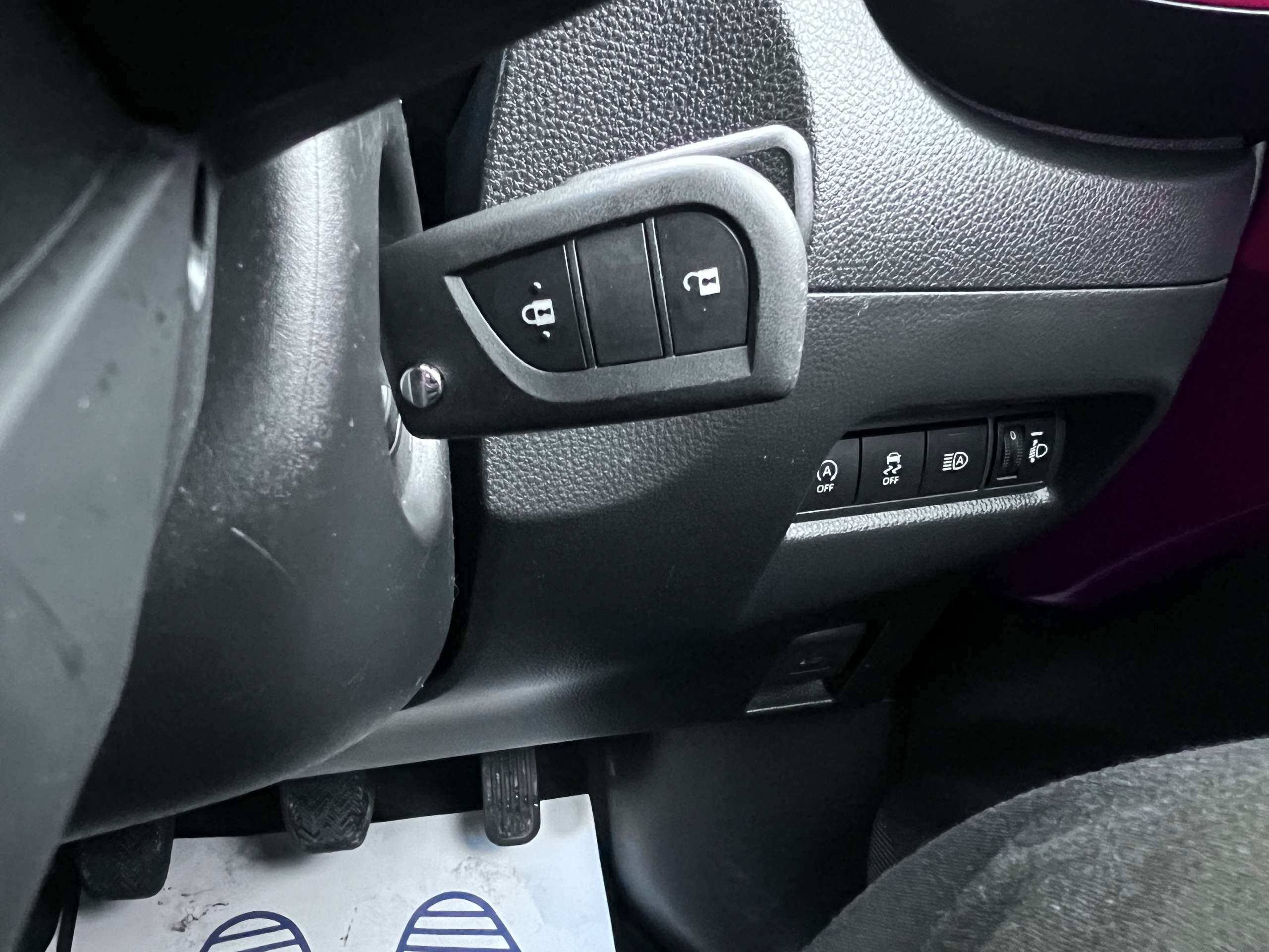 2025 TOYOTA AYGO X 2025 TOYOTA AYGO X