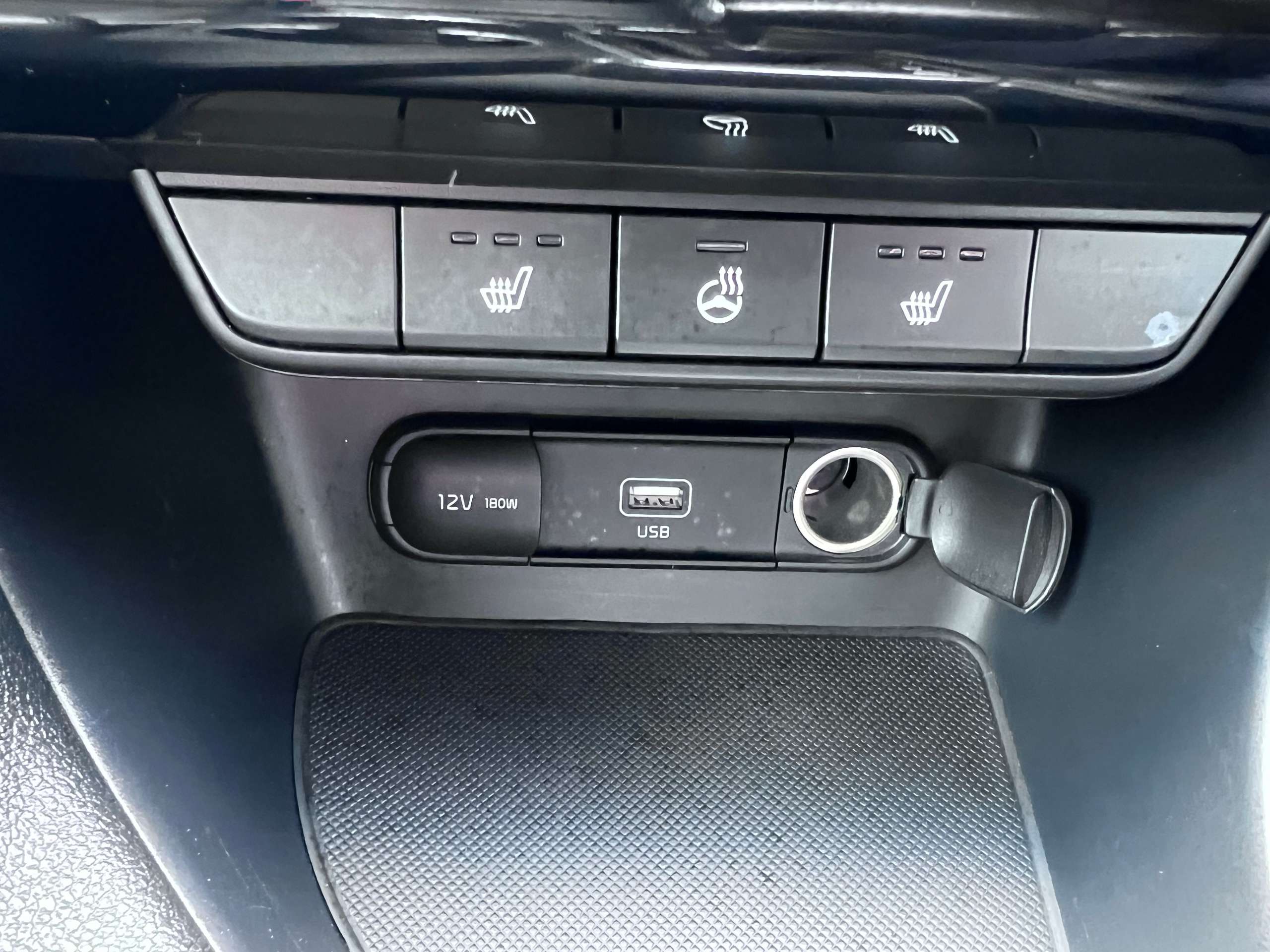 2018 KIA SPORTAGE 2018 KIA SPORTAGE