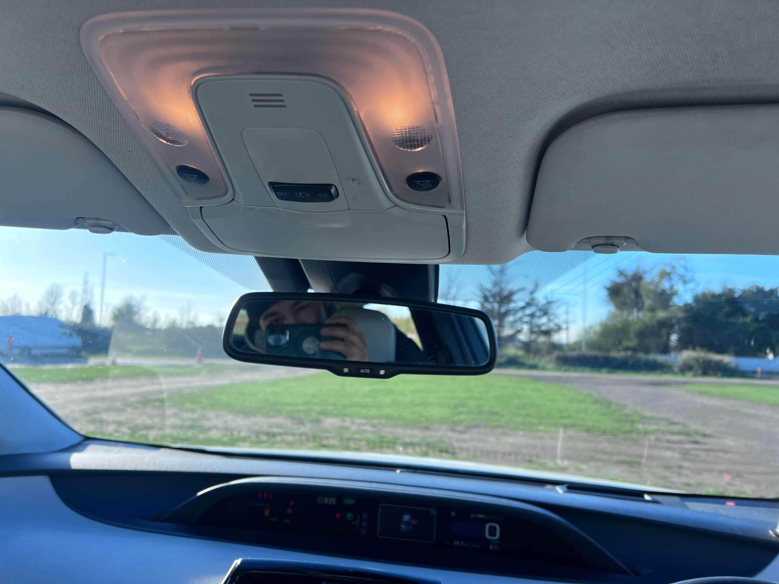 2016 TOYOTA PRIUS 2016 TOYOTA PRIUS