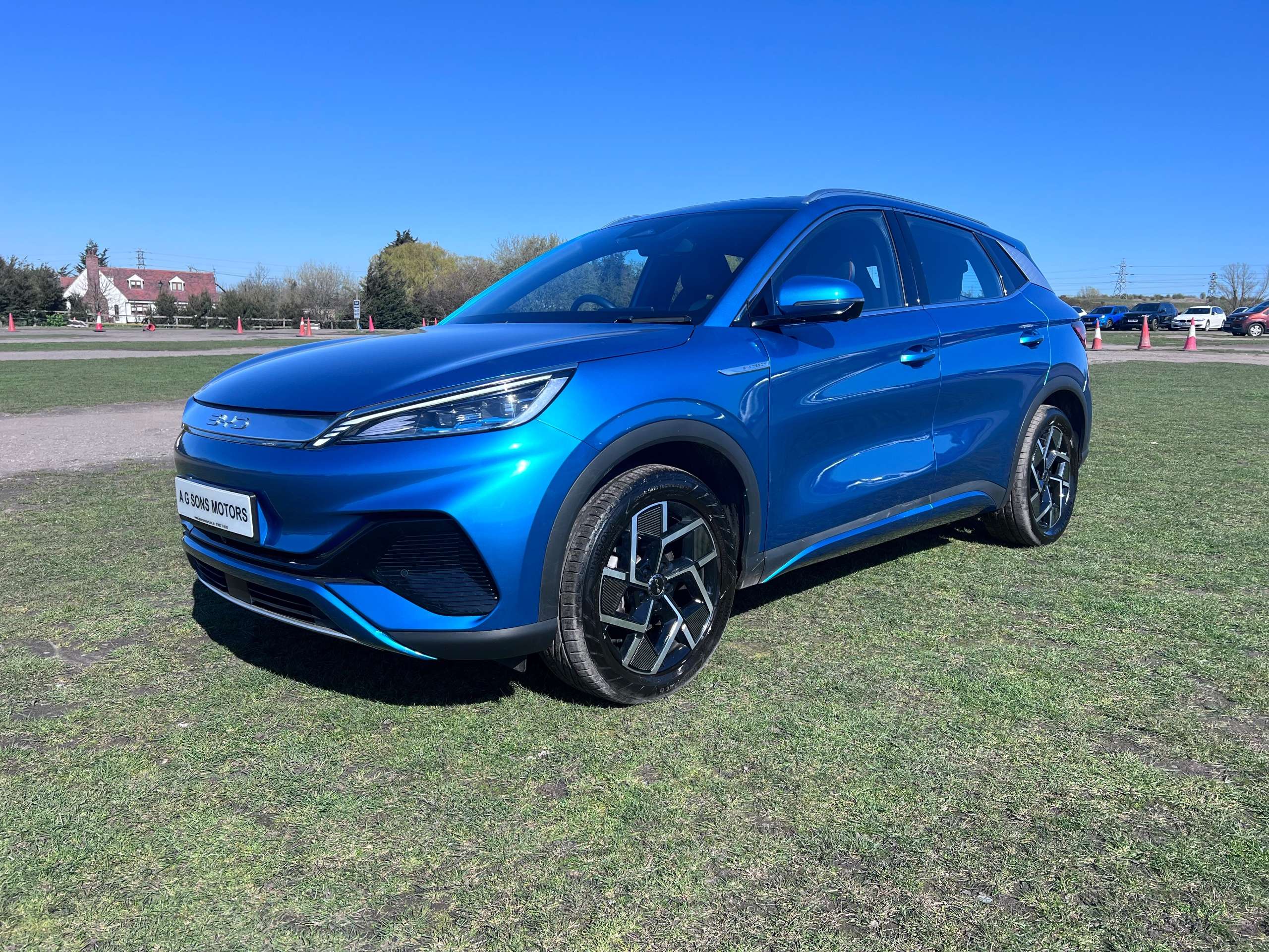 A 2024 BYD ATTO 3 60.48kWh Comfort SUV 5dr Electric Auto (204 ps) A 2024 BYD ATTO 3 60.48kWh Comfort SUV 5dr Electric Auto (204 ps)