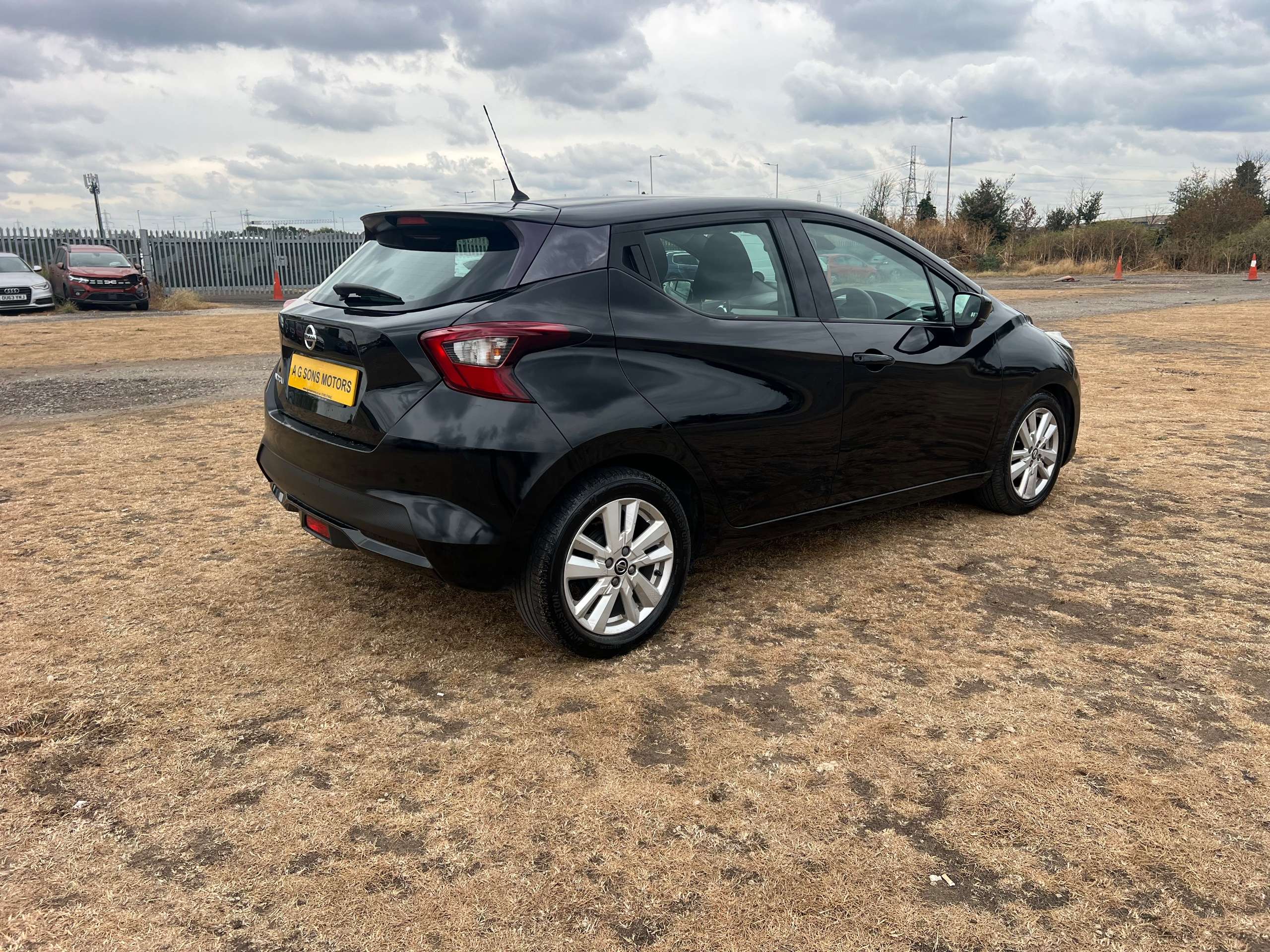 A 2019 NISSAN MICRA IG-T ACENTA XTRONIC A 2019 NISSAN MICRA IG-T ACENTA XTRONIC