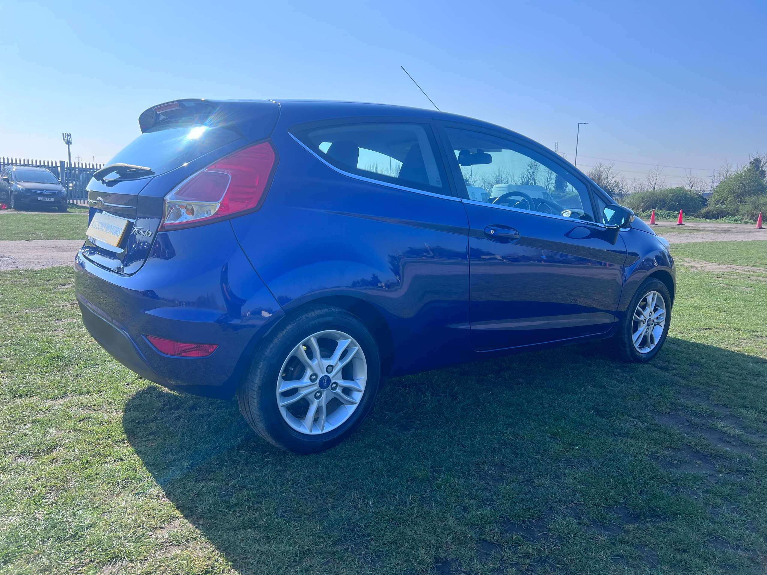 A 2016 FORD FIESTA 1.25 Zetec Hatchback 3dr Petrol Manual Euro 6 (82 ps) A 2016 FORD FIESTA 1.25 Zetec Hatchback 3dr Petrol Manual Euro 6 (82 ps)