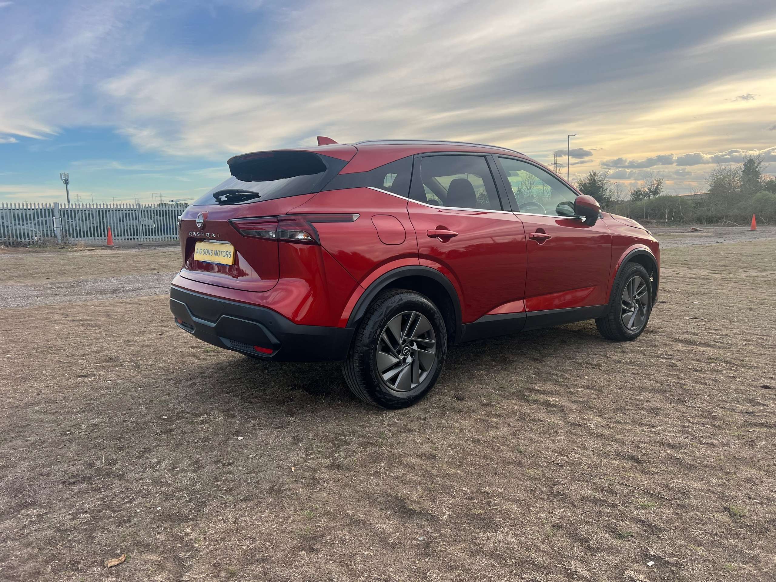 A 2022 NISSAN QASHQAI 1.3 DIG-T MHEV Acenta Premium SUV 5dr Petrol Hybrid Manual Euro 6 (s/s) (140 ps) A 2022 NISSAN QASHQAI 1.3 DIG-T MHEV Acenta Premium SUV 5dr Petrol Hybrid Manual Euro 6 (s/s) (140 ps)