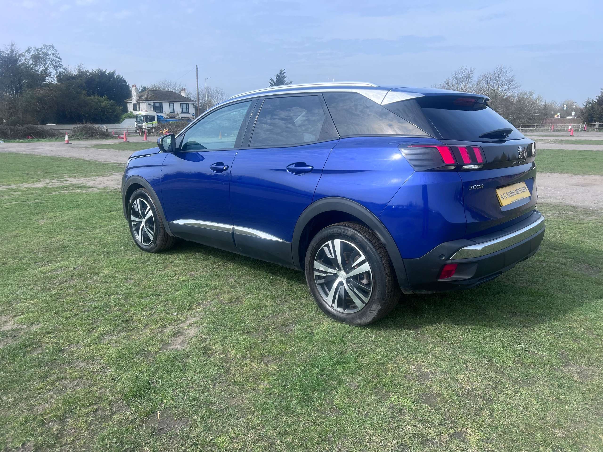 A 2020 PEUGEOT 3008 1.2 PureTech GPF Allure SUV 5dr Petrol EAT Euro 6 (s/s) (130 ps) A 2020 PEUGEOT 3008 1.2 PureTech GPF Allure SUV 5dr Petrol EAT Euro 6 (s/s) (130 ps)