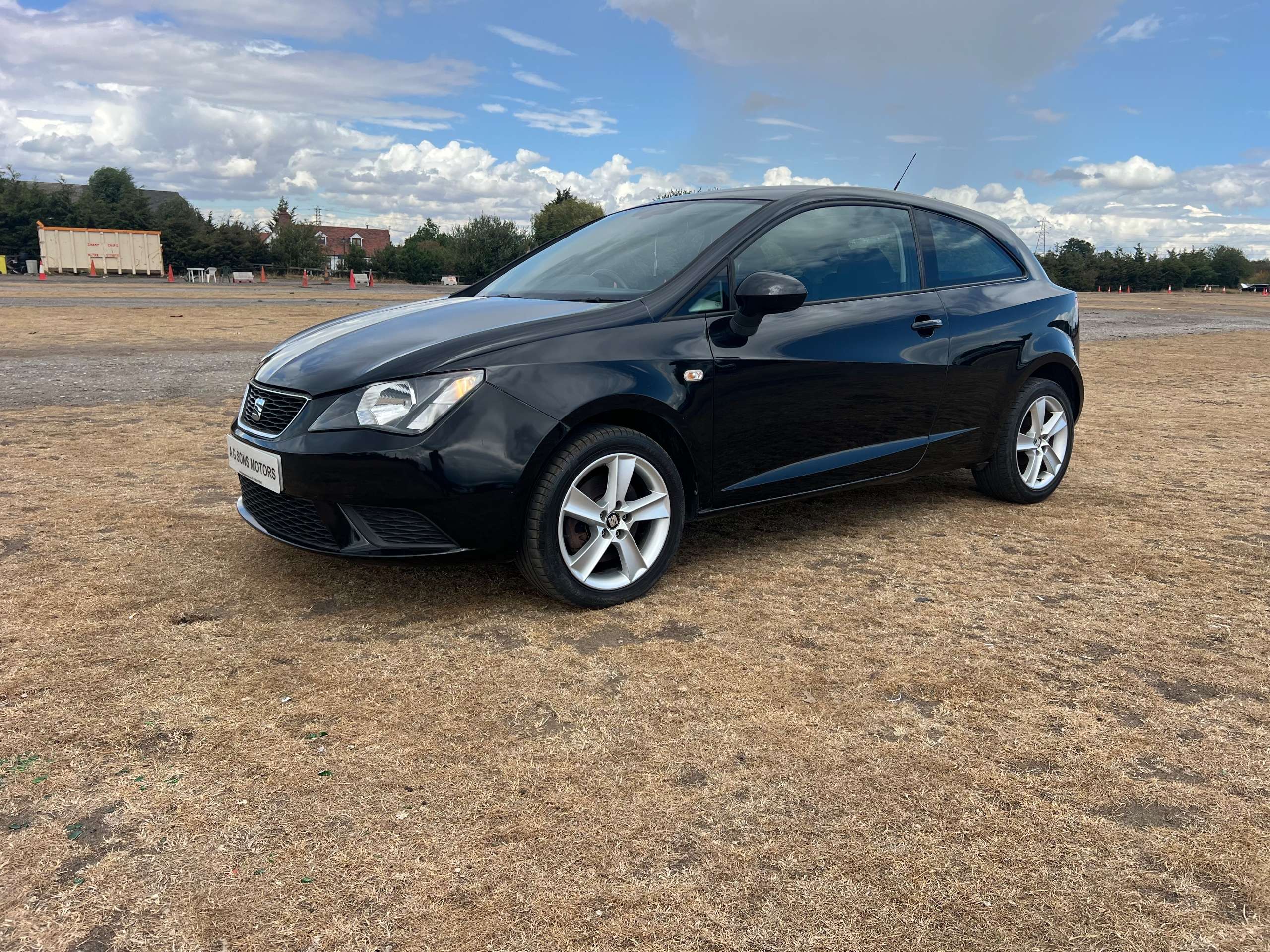 A 2017 SEAT IBIZA 1.2 TSI FR Sport Coupe 3dr Petrol Manual Euro 6 (110 ps) A 2017 SEAT IBIZA 1.2 TSI FR Sport Coupe 3dr Petrol Manual Euro 6 (110 ps)