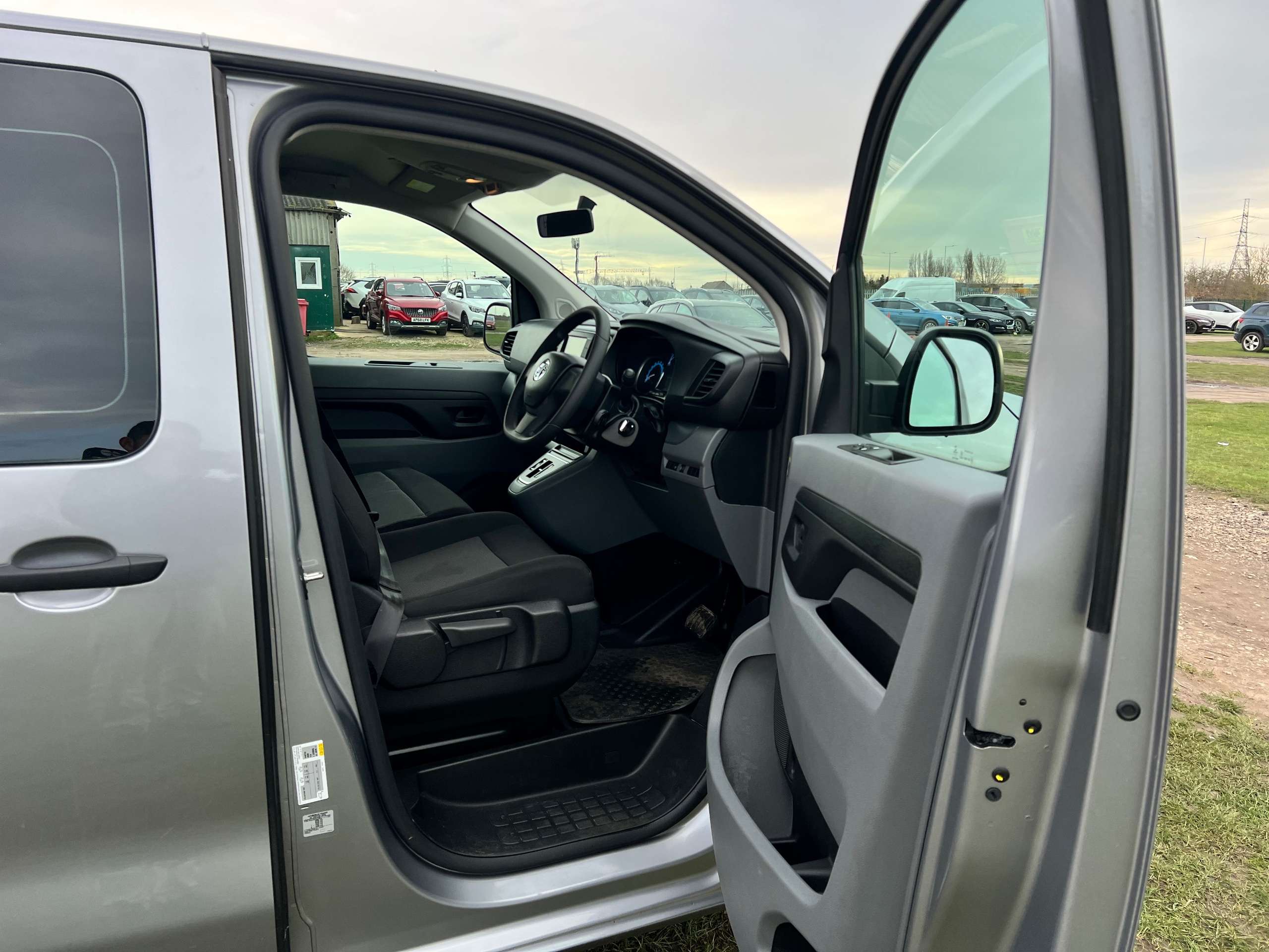 2022 VAUXHALL VIVARO 2022 VAUXHALL VIVARO