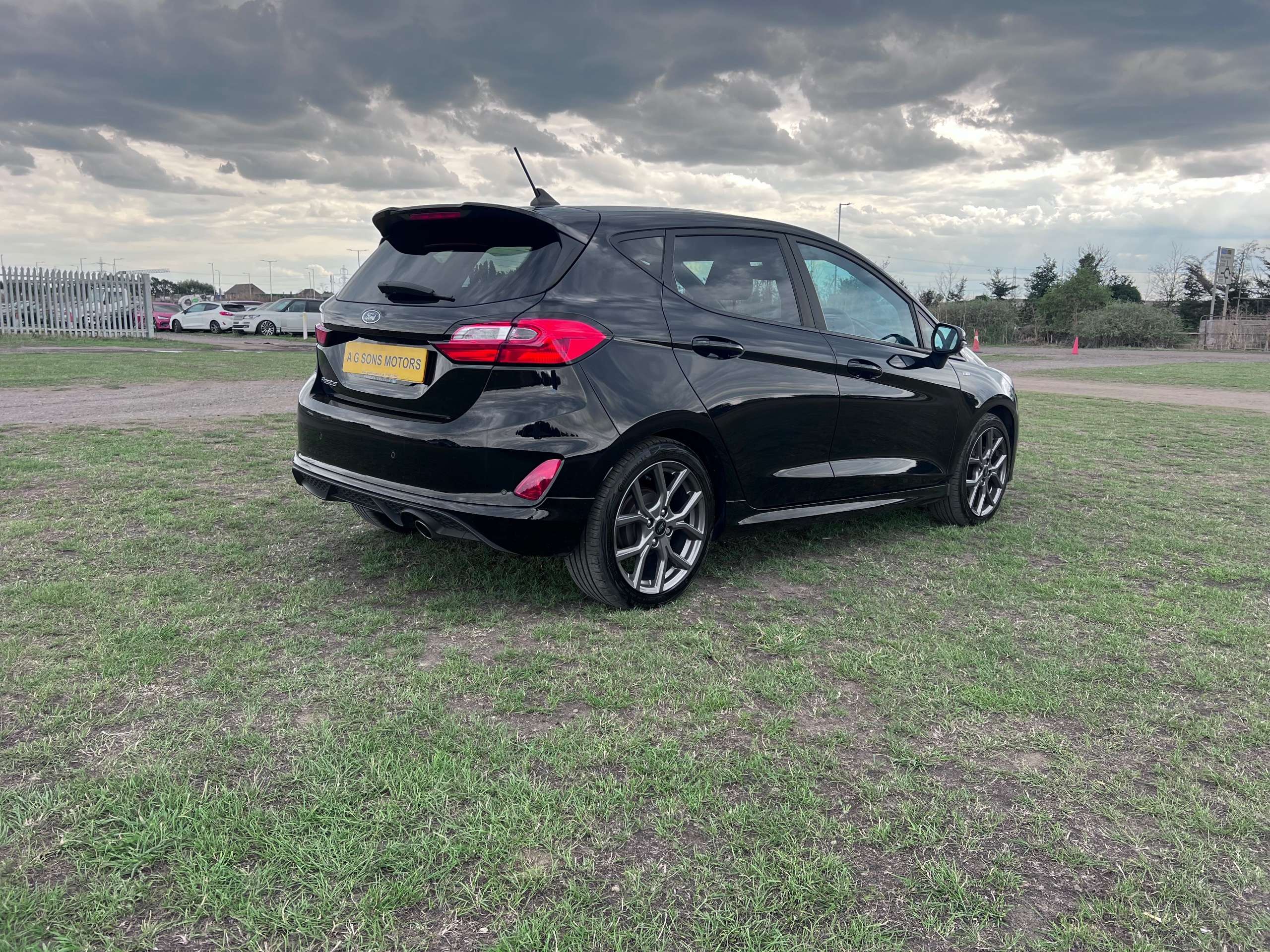 A 2023 FORD FIESTA ST-LINE 5-Door A 2023 FORD FIESTA ST-LINE 5-Door