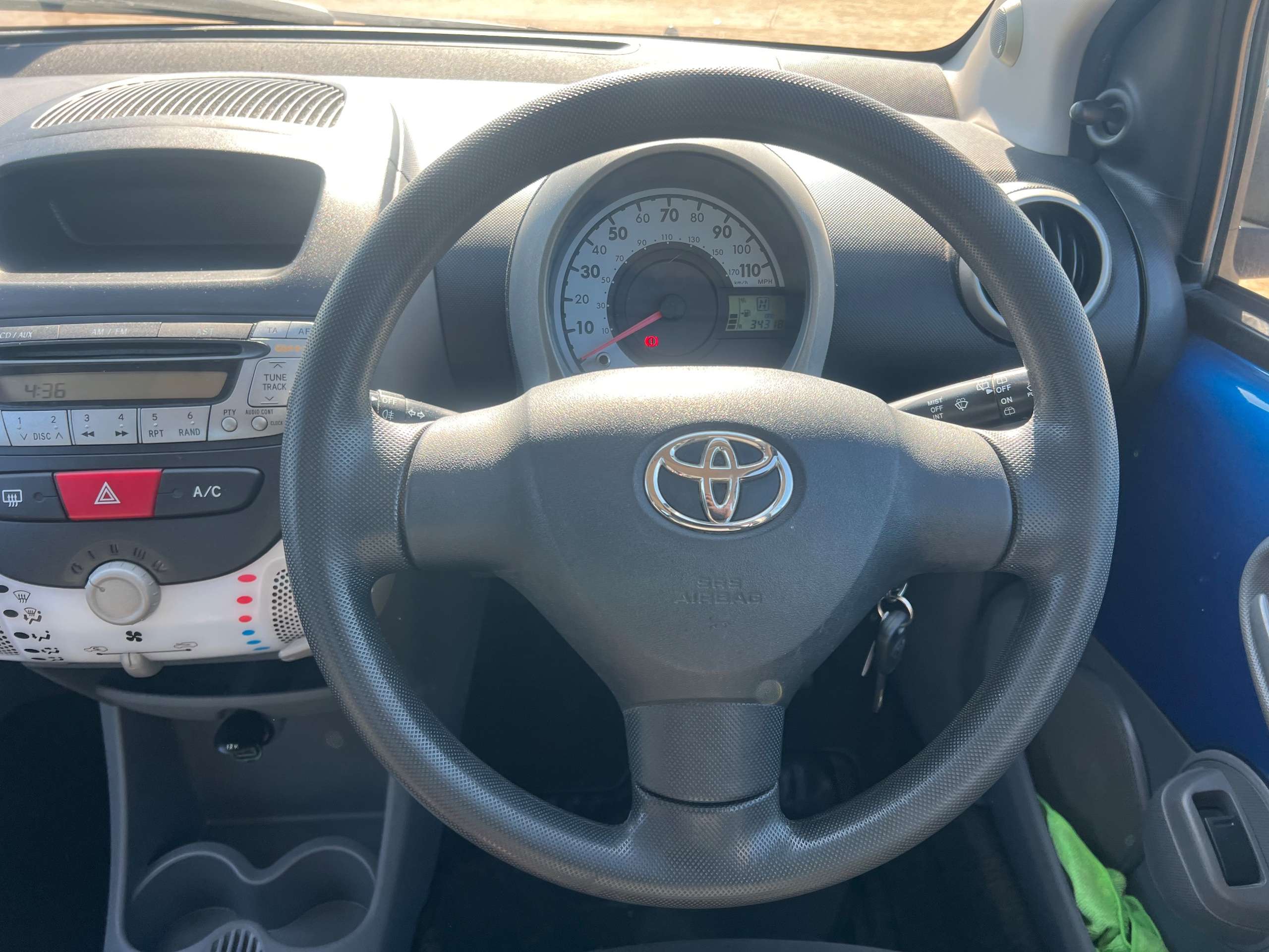 2011 TOYOTA AYGO 2011 TOYOTA AYGO