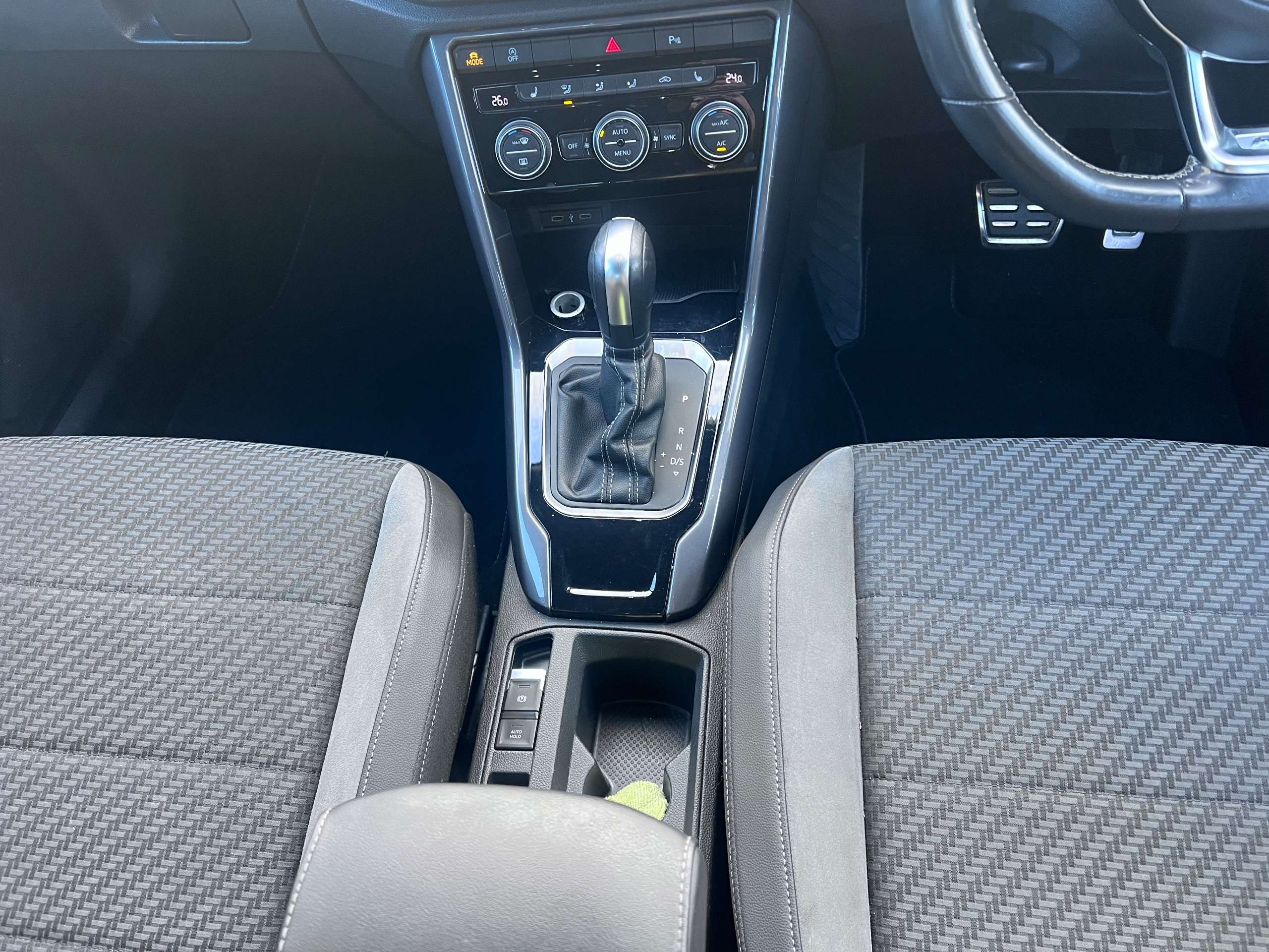 2021 VOLKSWAGEN T-ROC 2021 VOLKSWAGEN T-ROC