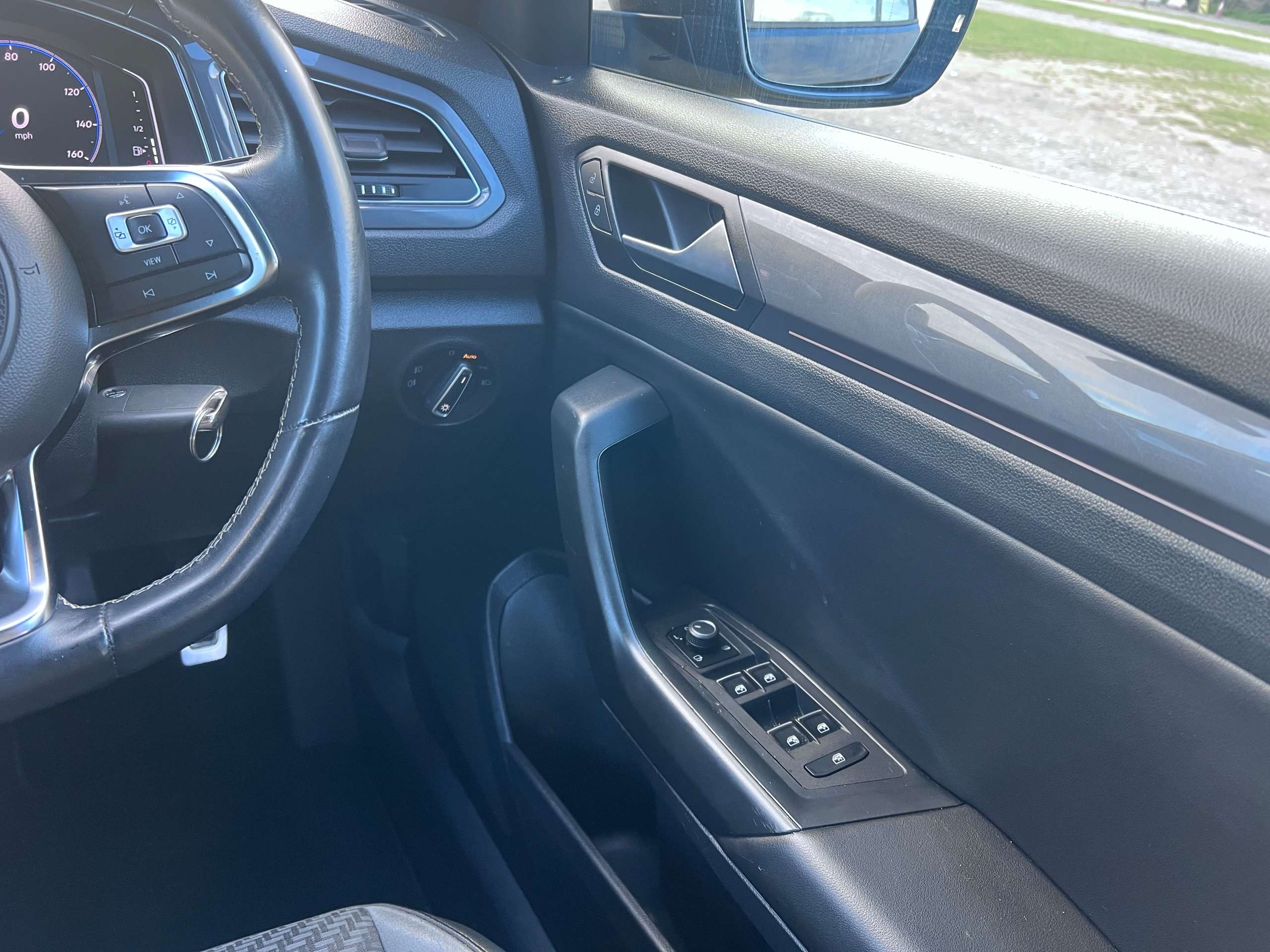 2021 VOLKSWAGEN T-ROC 2021 VOLKSWAGEN T-ROC