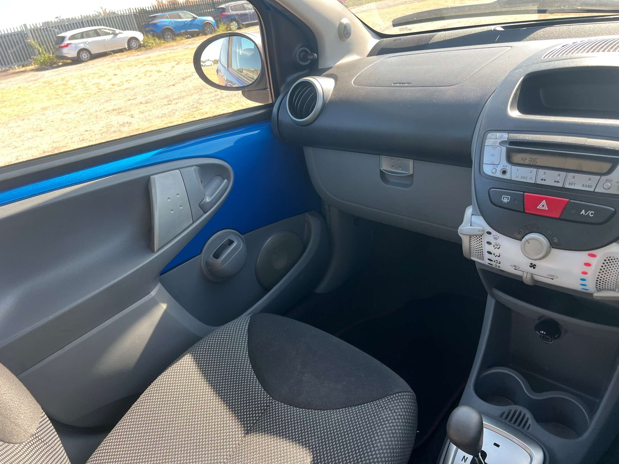 2011 TOYOTA AYGO 2011 TOYOTA AYGO