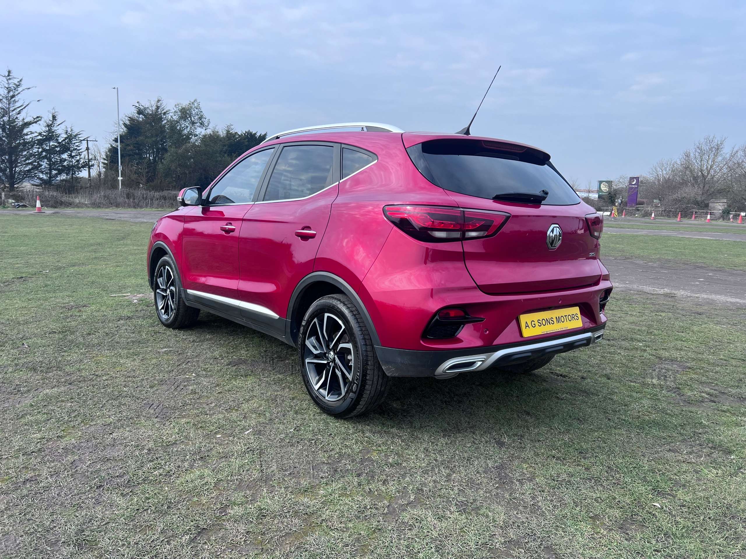 A 2023 MG ZS EXCLUSIVE T-GDI 5-Door A 2023 MG ZS EXCLUSIVE T-GDI 5-Door