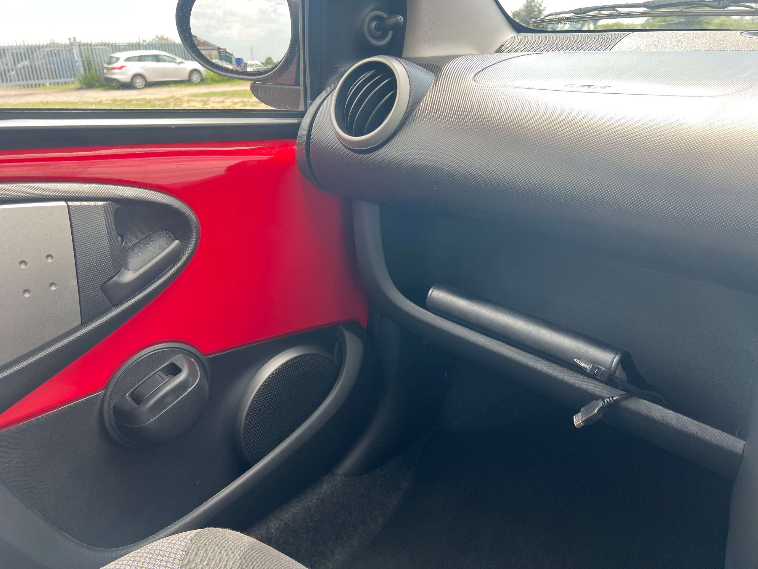 2014 TOYOTA AYGO 2014 TOYOTA AYGO