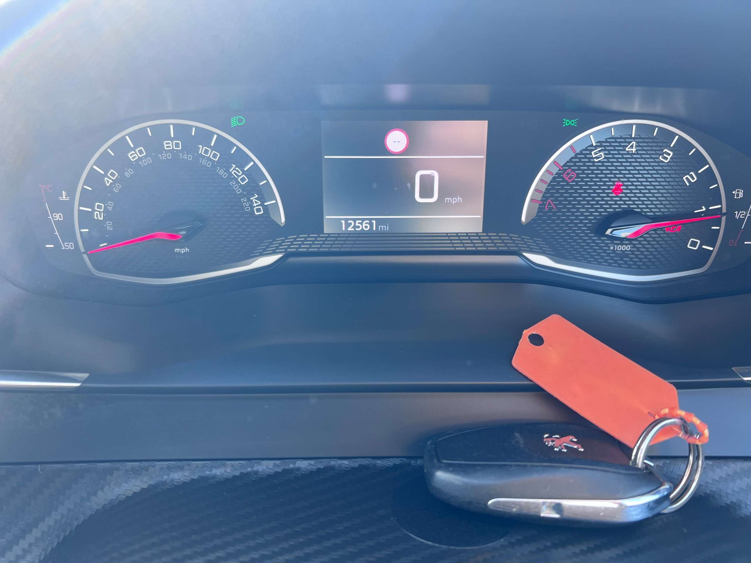 2023 PEUGEOT 2008 2023 PEUGEOT 2008