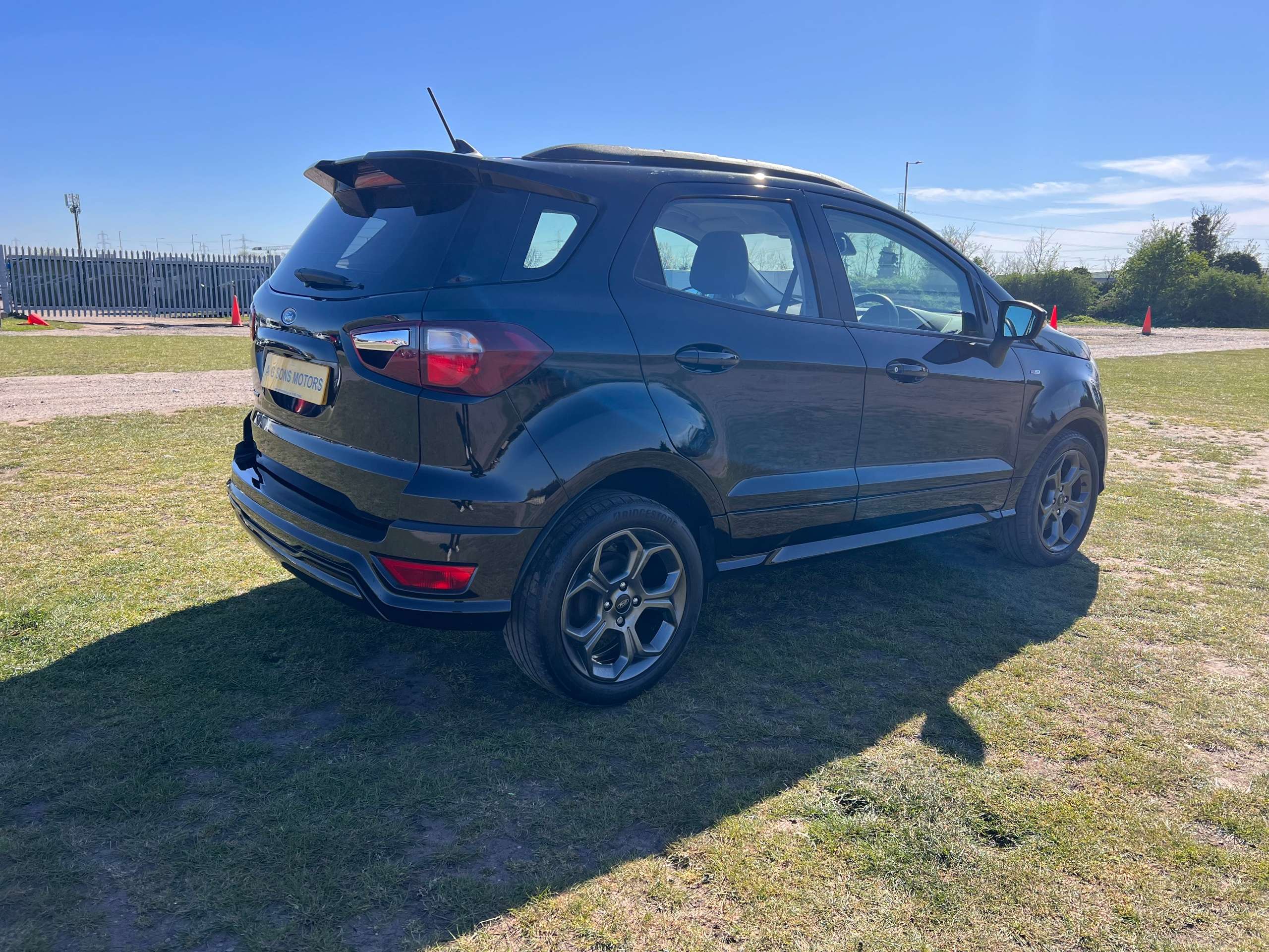 A 2022 FORD ECOSPORT 1.0T EcoBoost GPF ST-Line SUV 5dr Petrol Manual Euro 6 (s/s) (125 ps) A 2022 FORD ECOSPORT 1.0T EcoBoost GPF ST-Line SUV 5dr Petrol Manual Euro 6 (s/s) (125 ps)
