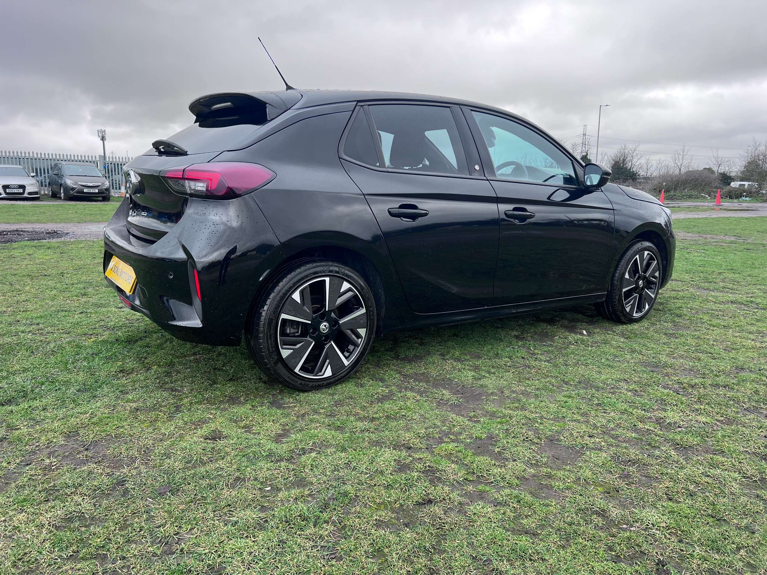 A 2023 VAUXHALL CORSA 50kWh GS Hatchback 5dr Electric Auto (136 ps) A 2023 VAUXHALL CORSA 50kWh GS Hatchback 5dr Electric Auto (136 ps)