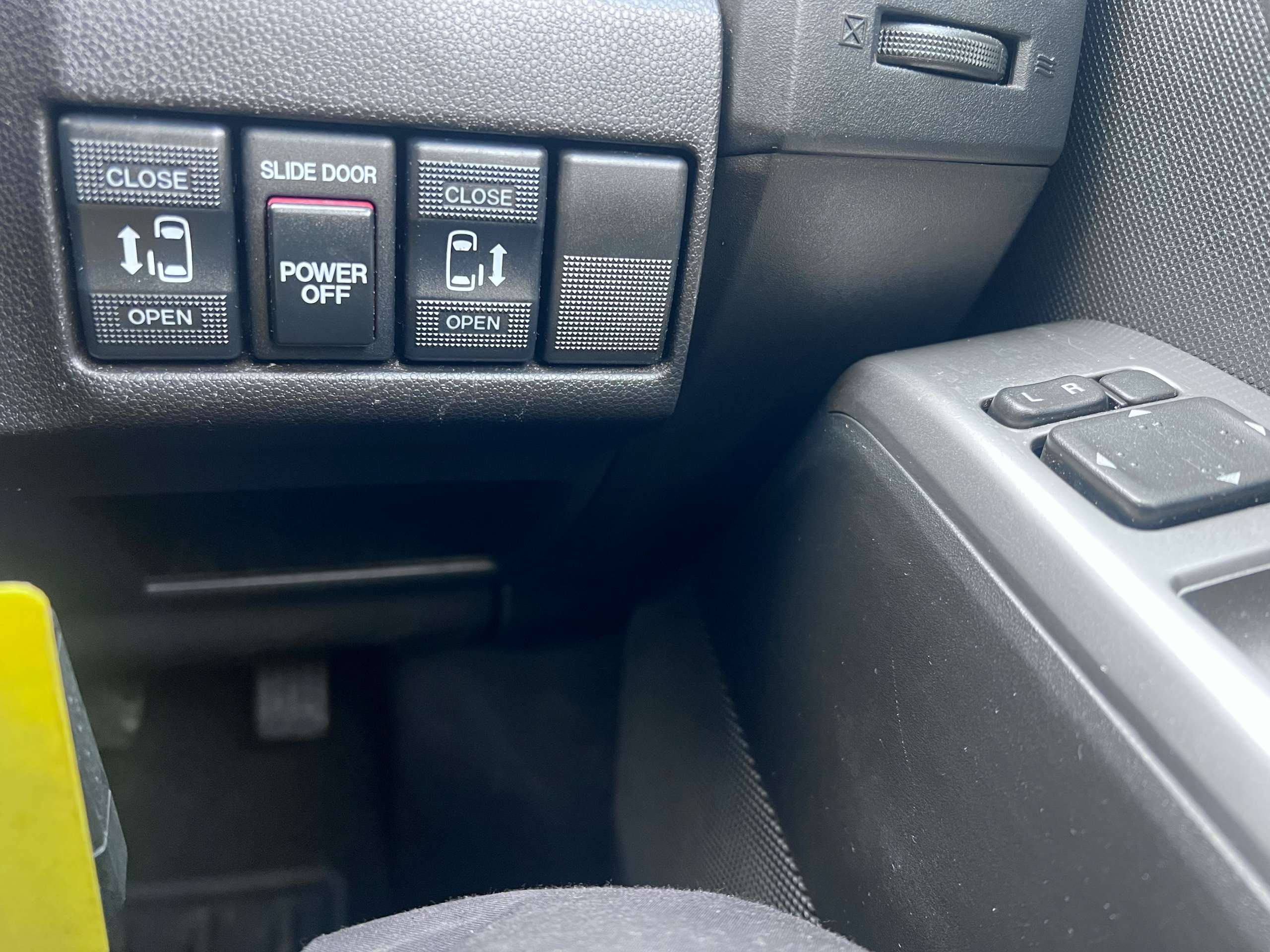 2009 MAZDA 5 2009 MAZDA 5