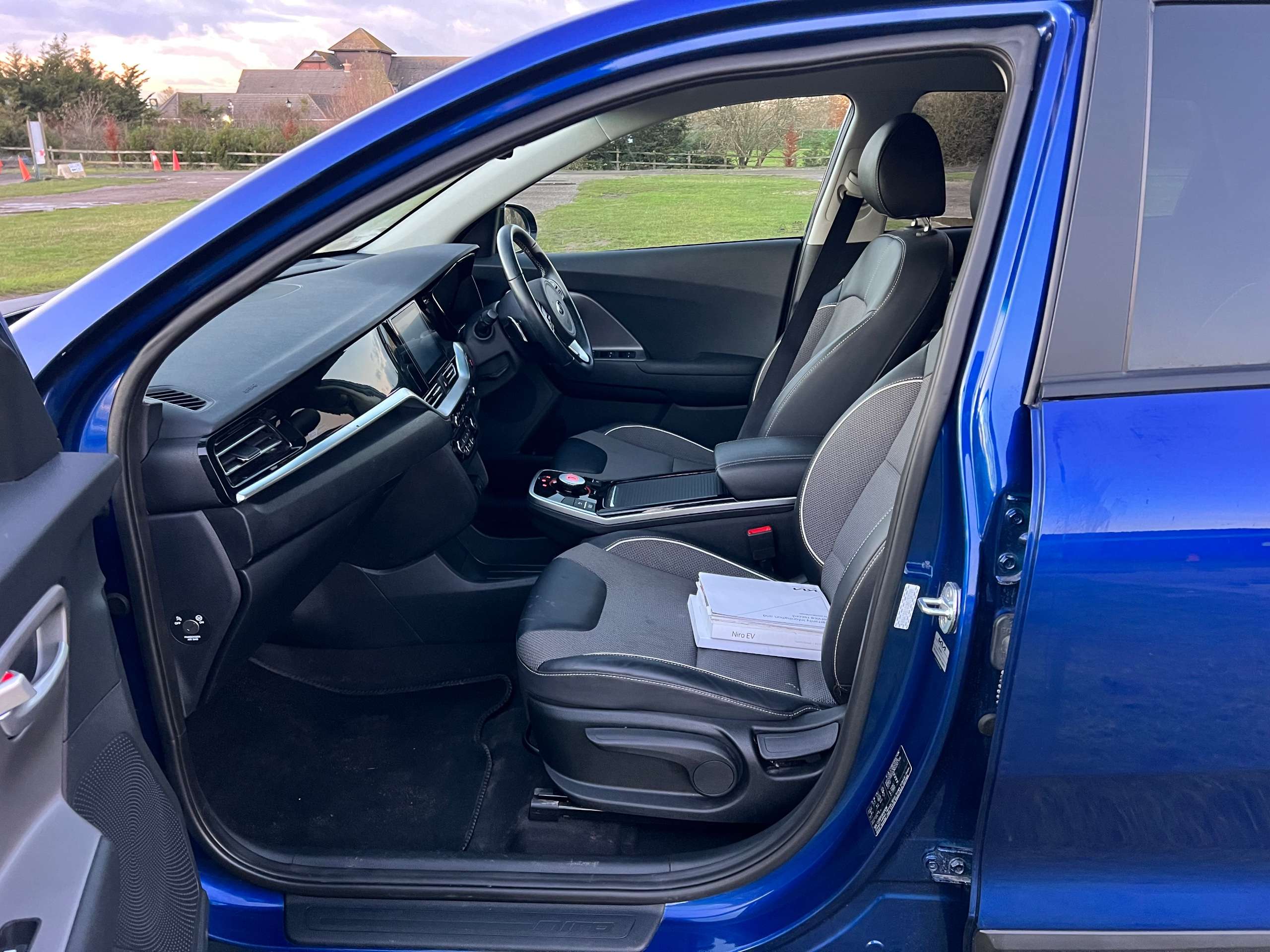 2022 KIA NIRO 2022 KIA NIRO