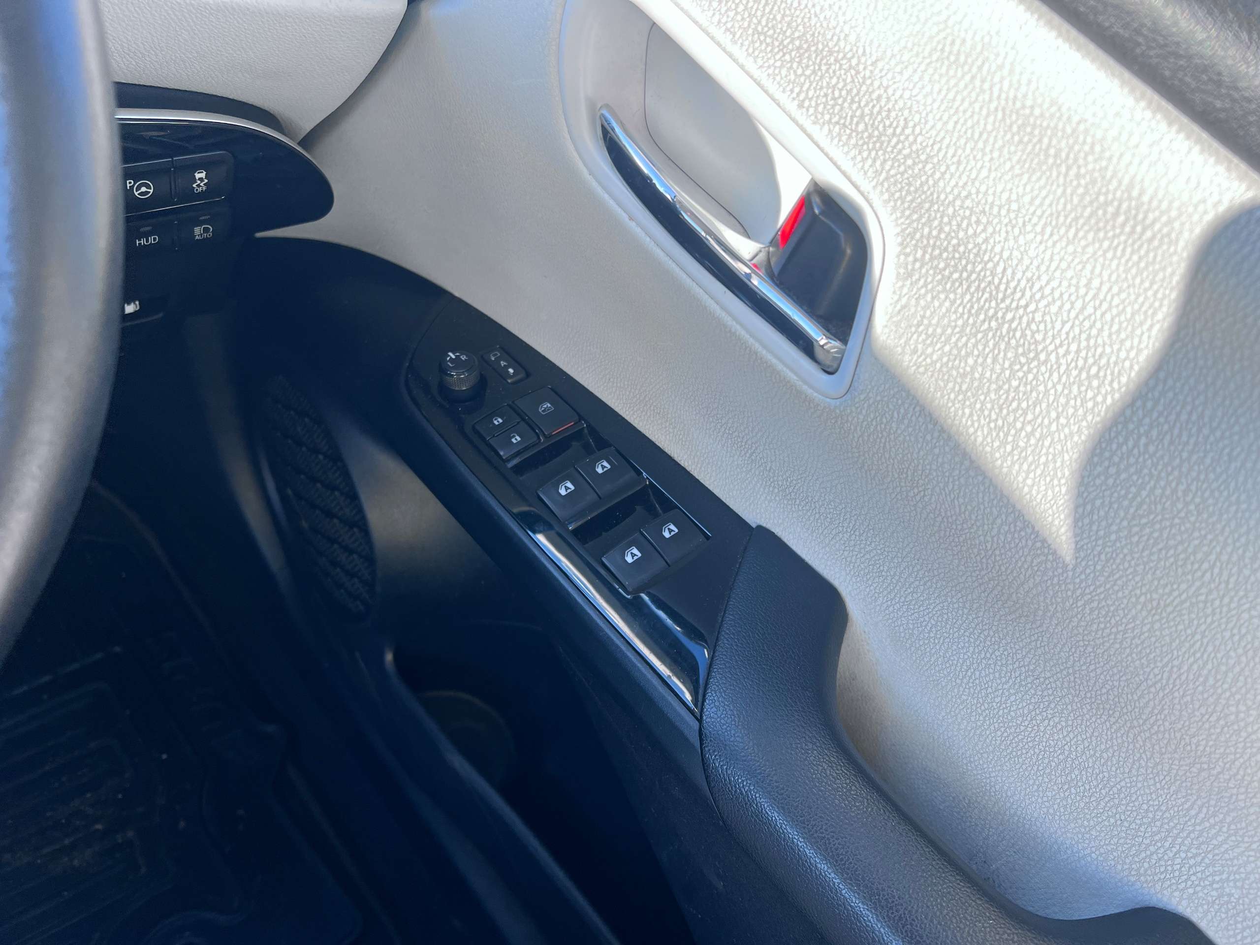 2016 TOYOTA PRIUS 2016 TOYOTA PRIUS