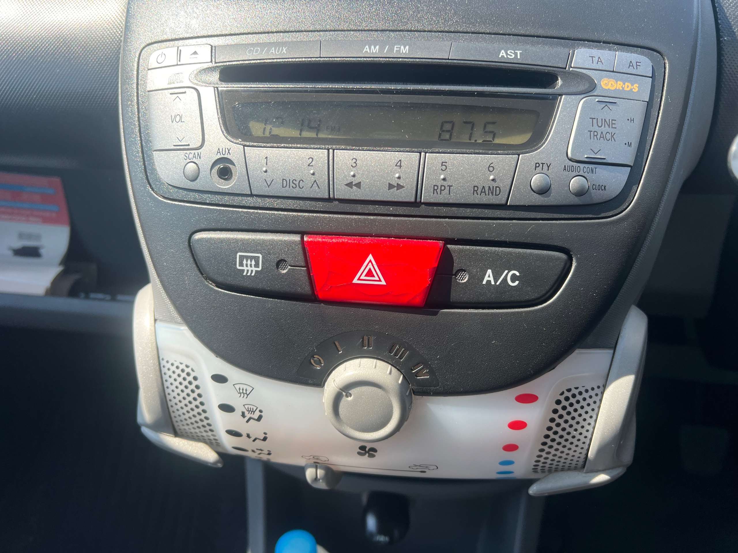 2010 TOYOTA AYGO 2010 TOYOTA AYGO