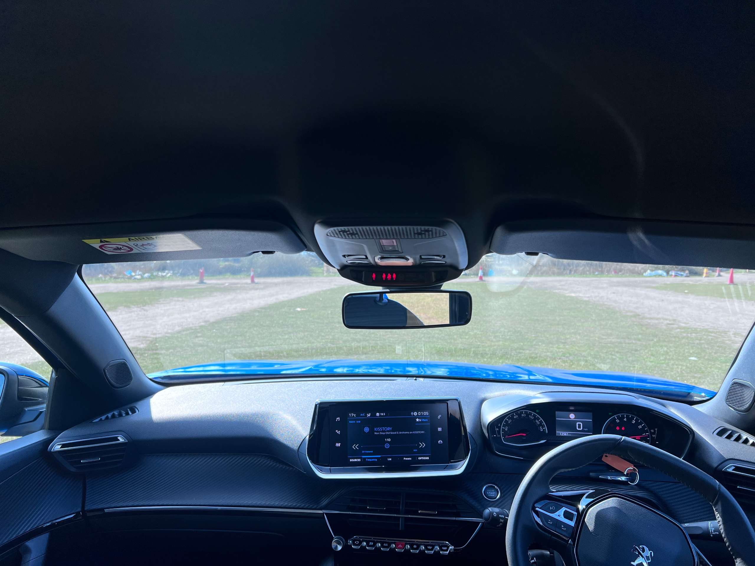 2023 PEUGEOT 2008 2023 PEUGEOT 2008