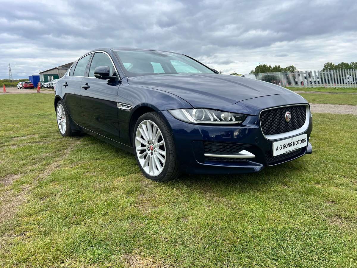 Check out this Jaguar Xe 2017 Diesel Automatic