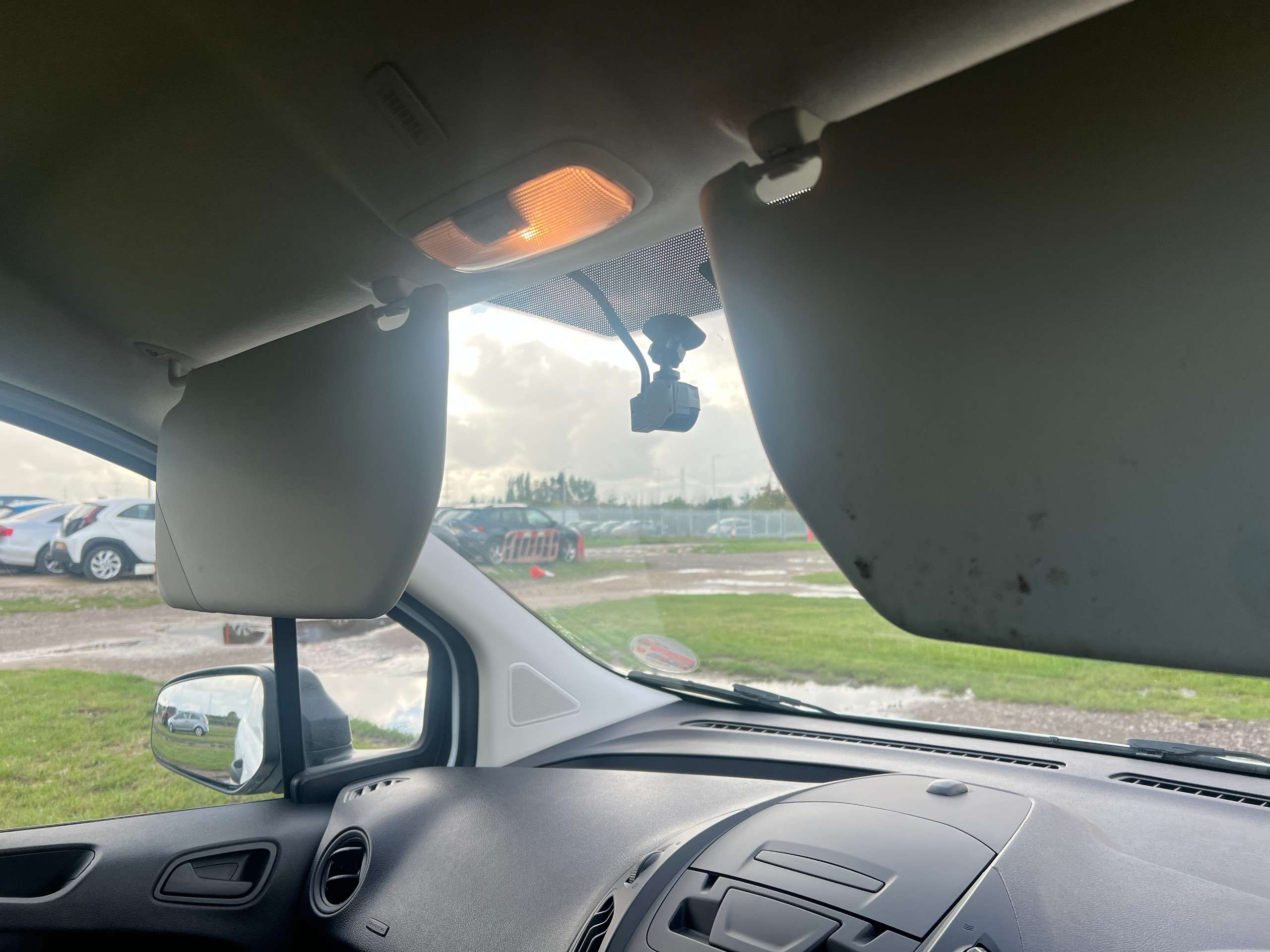 2020 FORD TRANSIT COURIER 2020 FORD TRANSIT COURIER