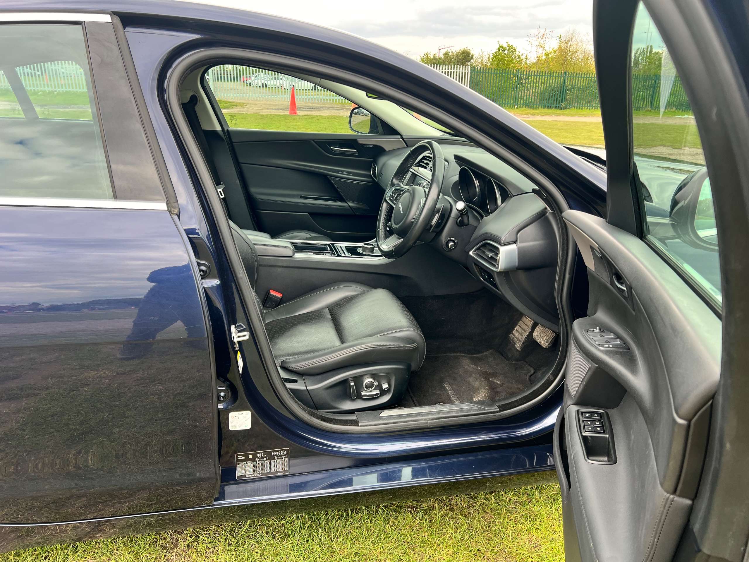 2017 JAGUAR XE 2017 JAGUAR XE