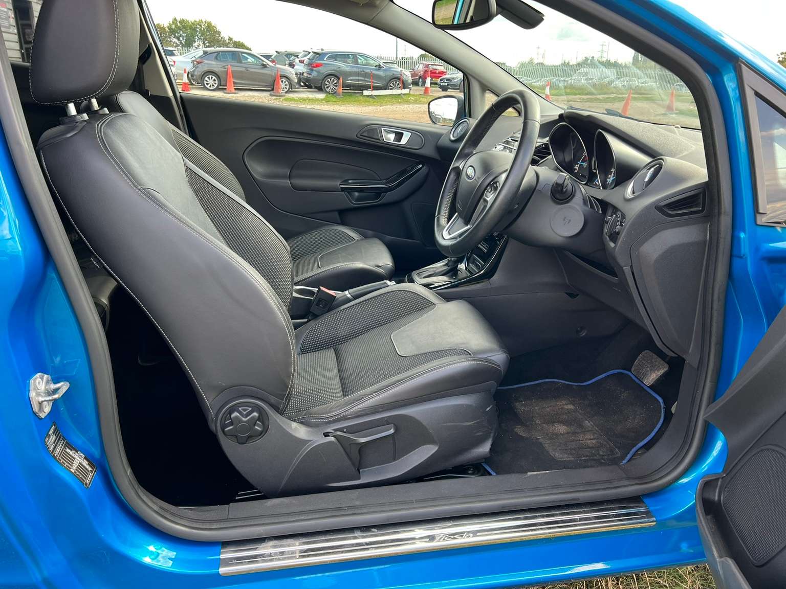 2015 FORD FIESTA 2015 FORD FIESTA