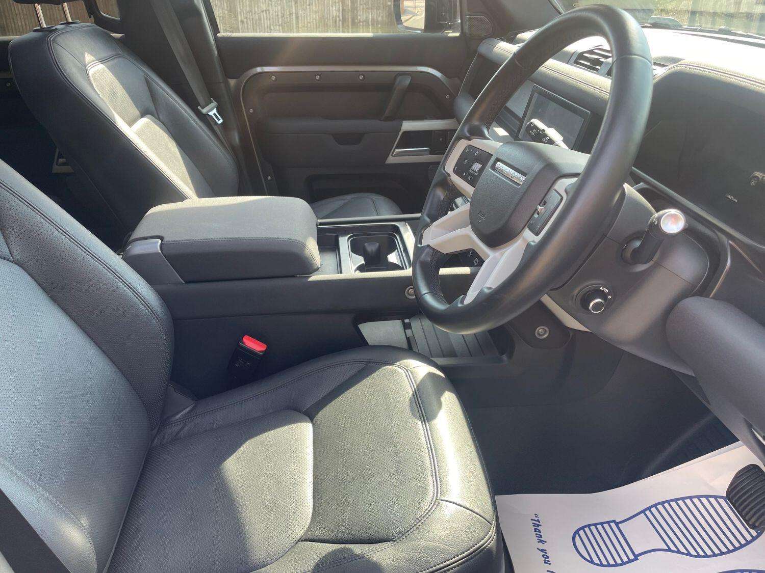 2022 LAND ROVER DEFENDER 110 2022 LAND ROVER DEFENDER 110