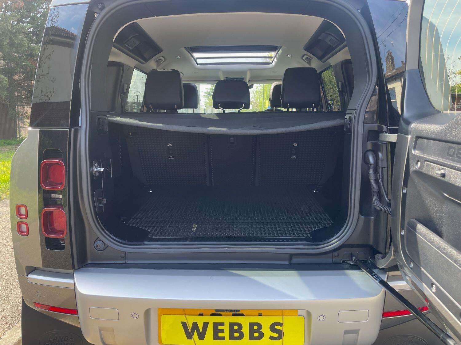 2022 LAND ROVER DEFENDER 110 2022 LAND ROVER DEFENDER 110