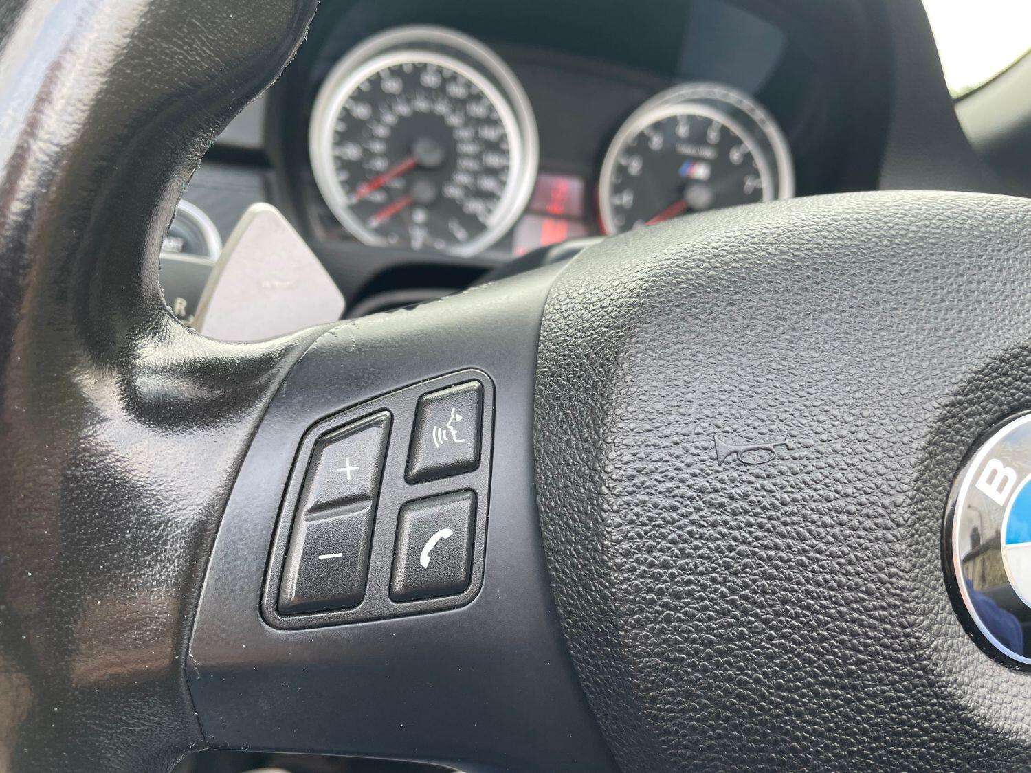 2011 BMW 3 SERIES 2011 BMW 3 SERIES