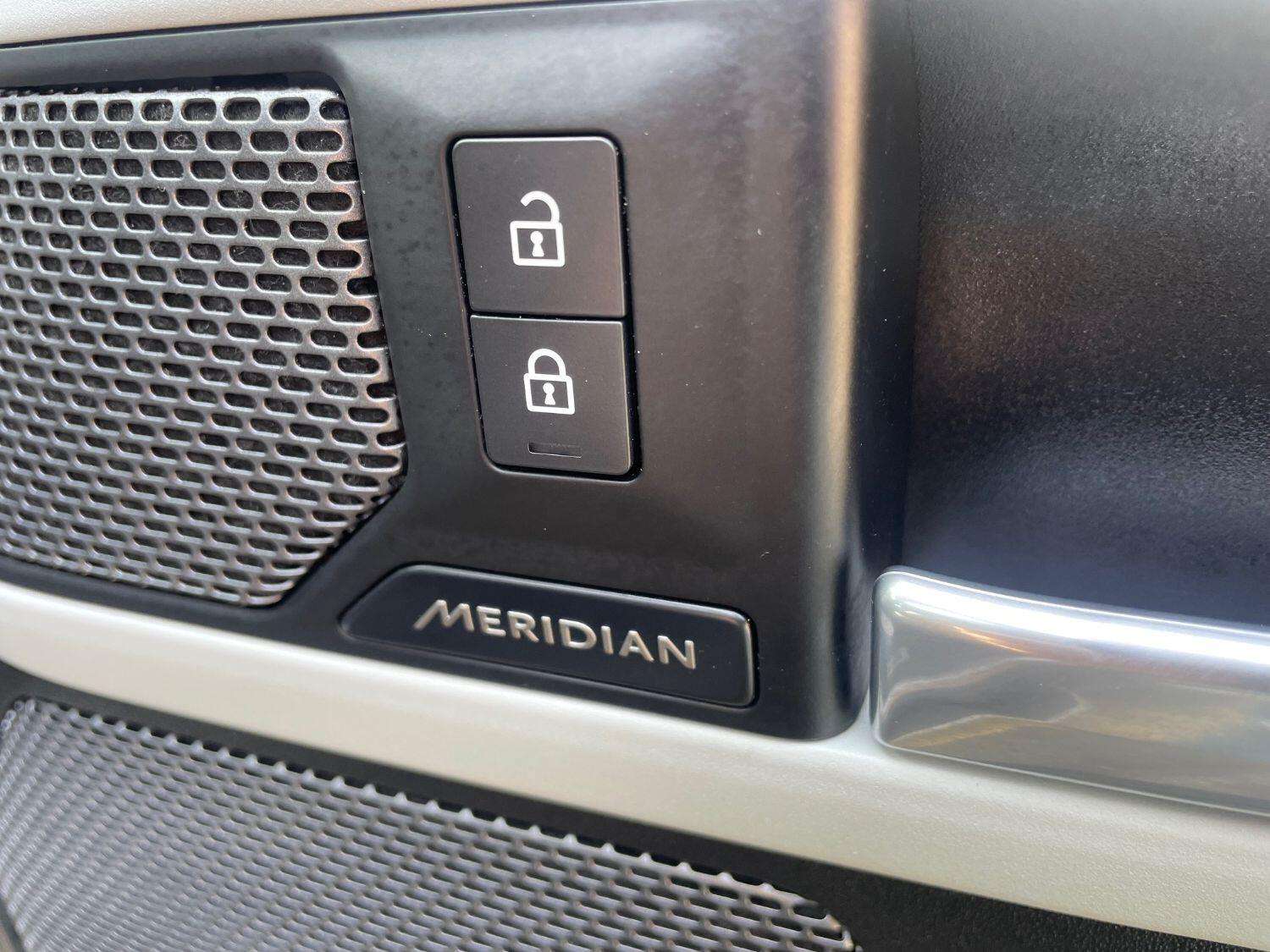 2022 LAND ROVER DEFENDER 110 2022 LAND ROVER DEFENDER 110